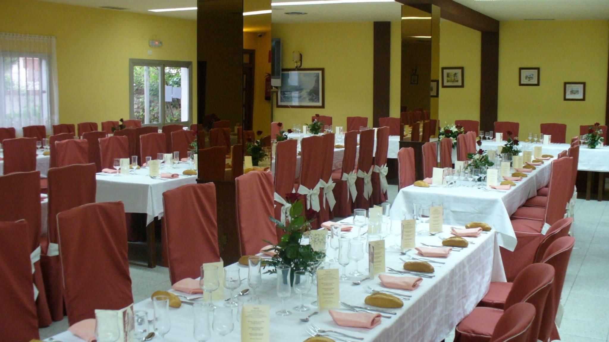 Bar/Salón Hostal Monasterio de Rueda