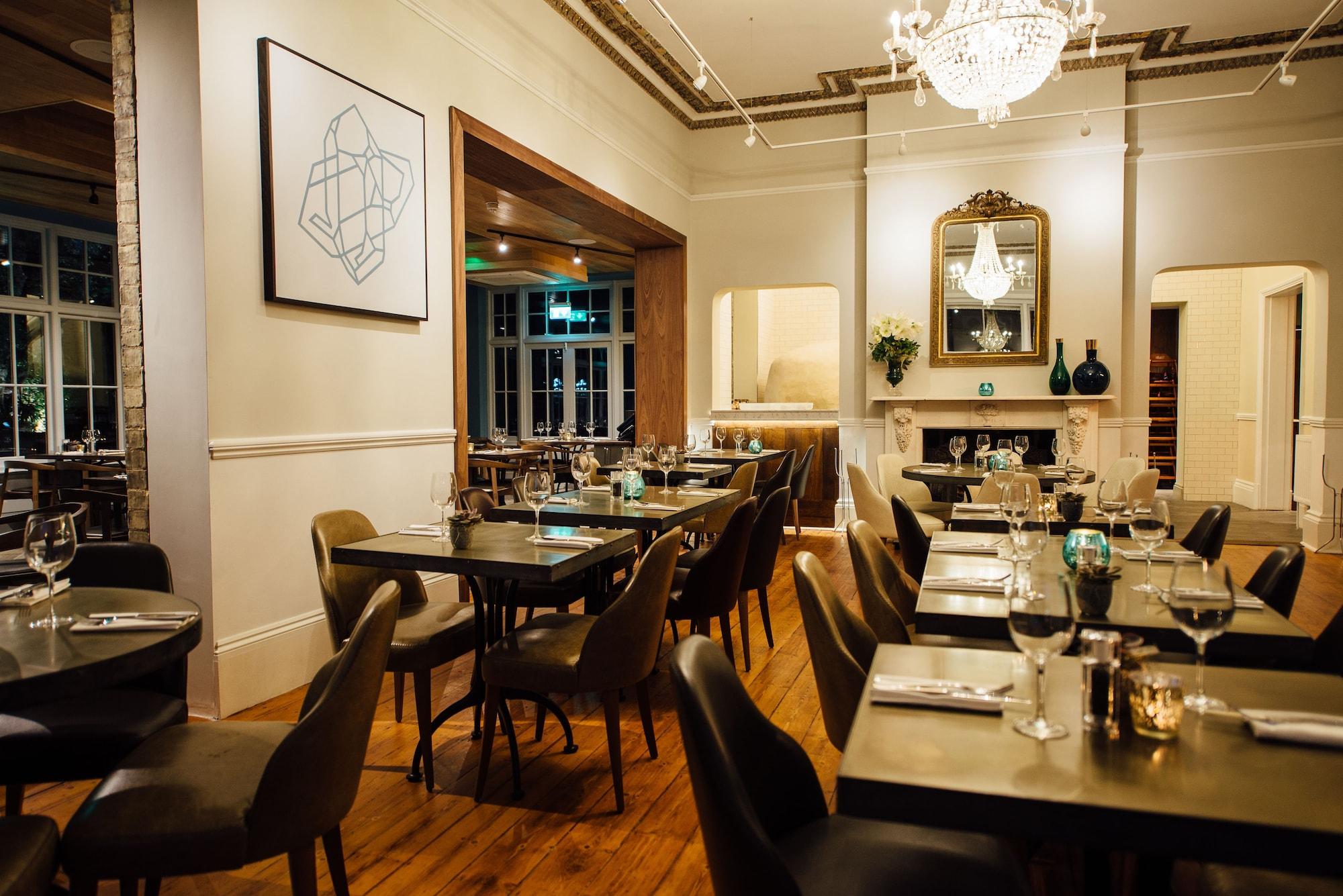 Restaurant Banyers House