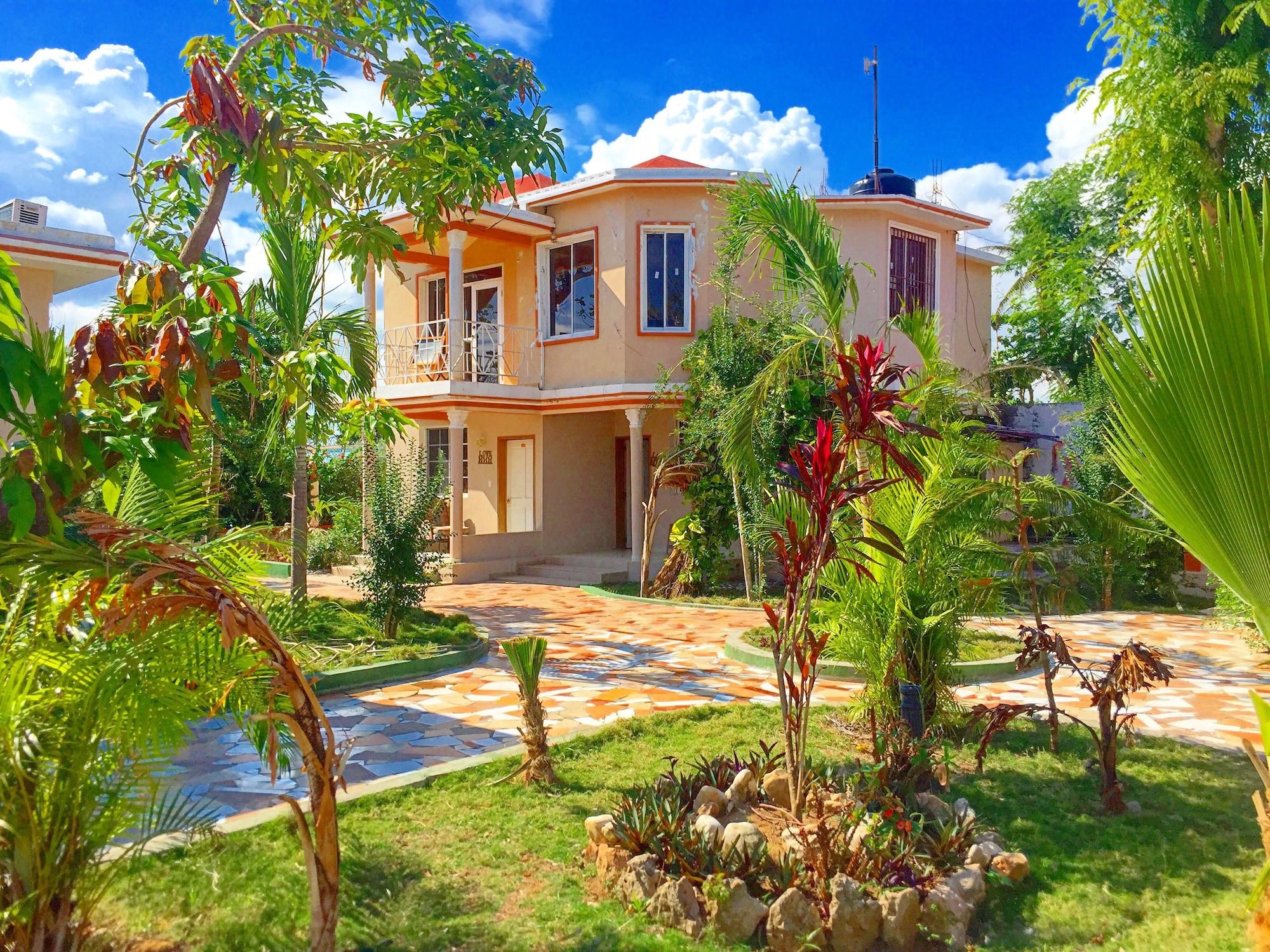 Vista Exterior Villa Mimosa