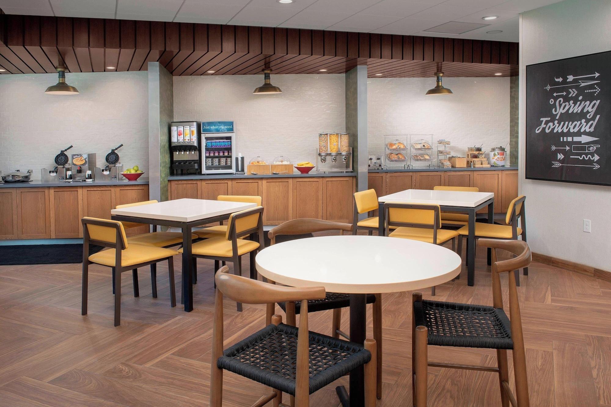 Restaurant Fairfield Inn & Suites by Marriott New Orleans Metairie