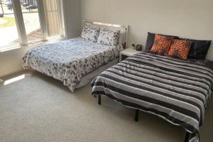 Alquiler Vacacional - Beautiful Welland house 5 min from everything.