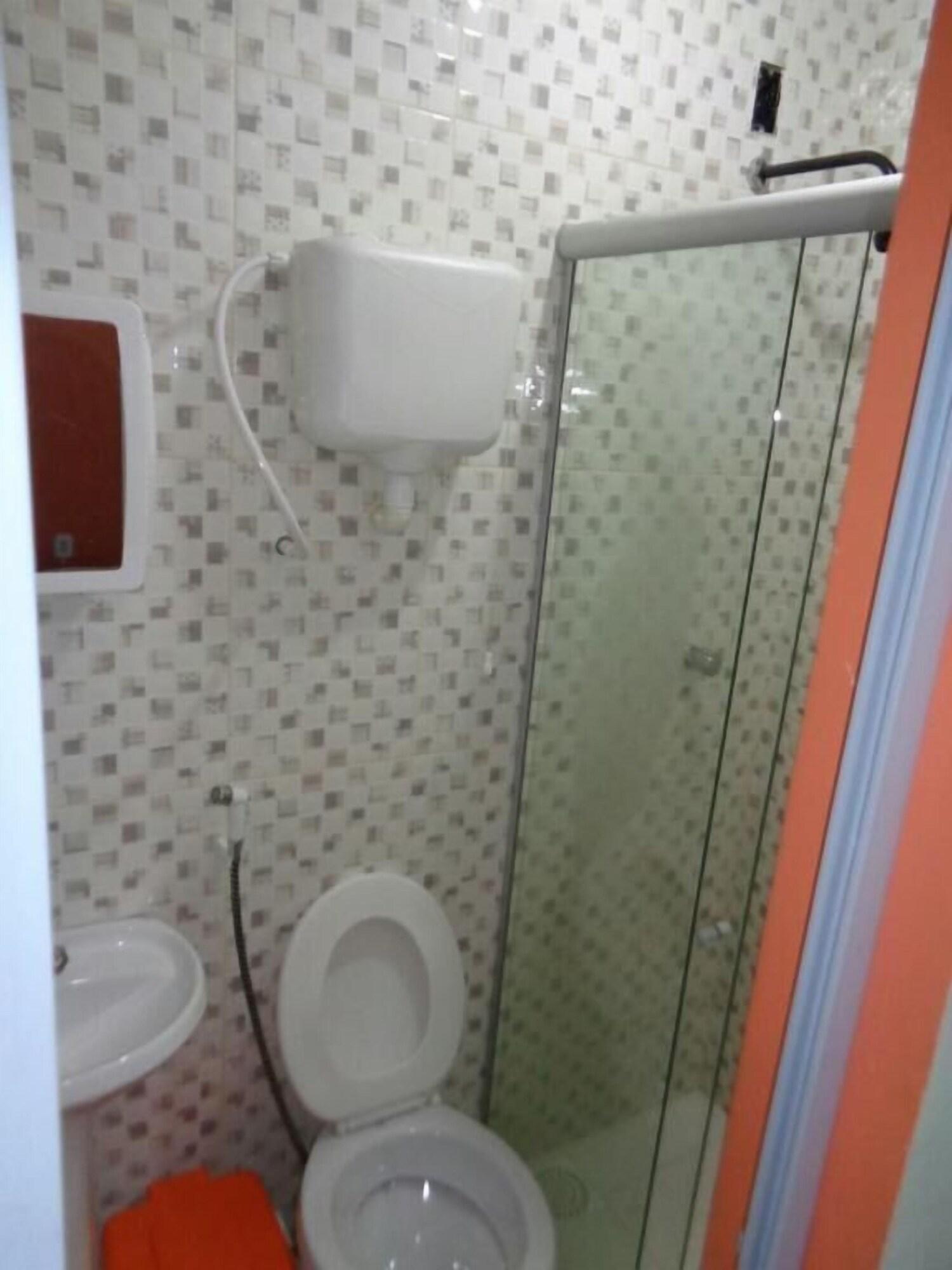 Equipamiento de Habitación Hotel e restaurante Toraryca