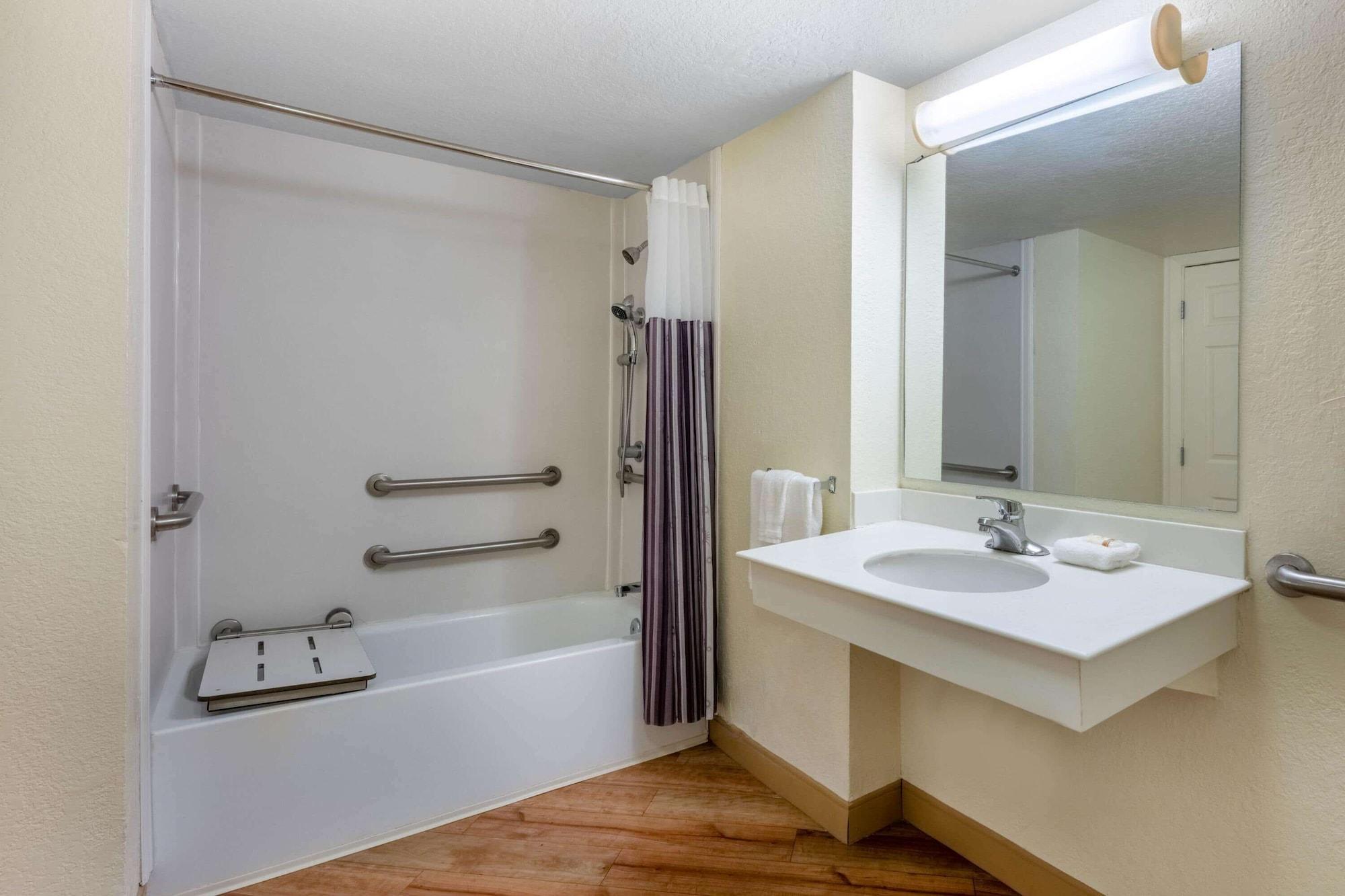 Equipamiento de Habitación La Quinta East Deerfield Beach - Boca Raton