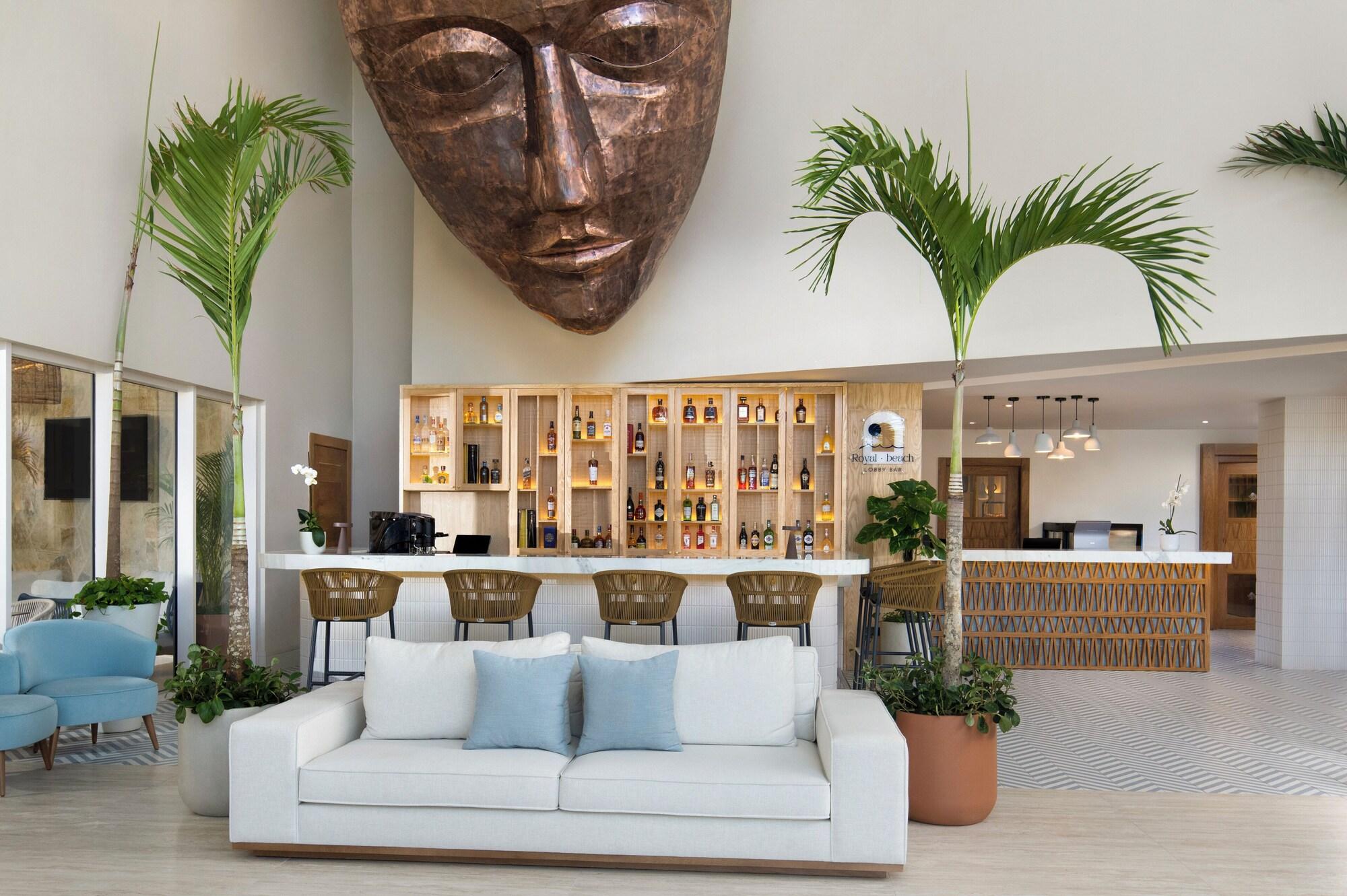 Vista Lobby Royal Beach Hotel Punta Cana A Jdv By Hyatt Hotel
