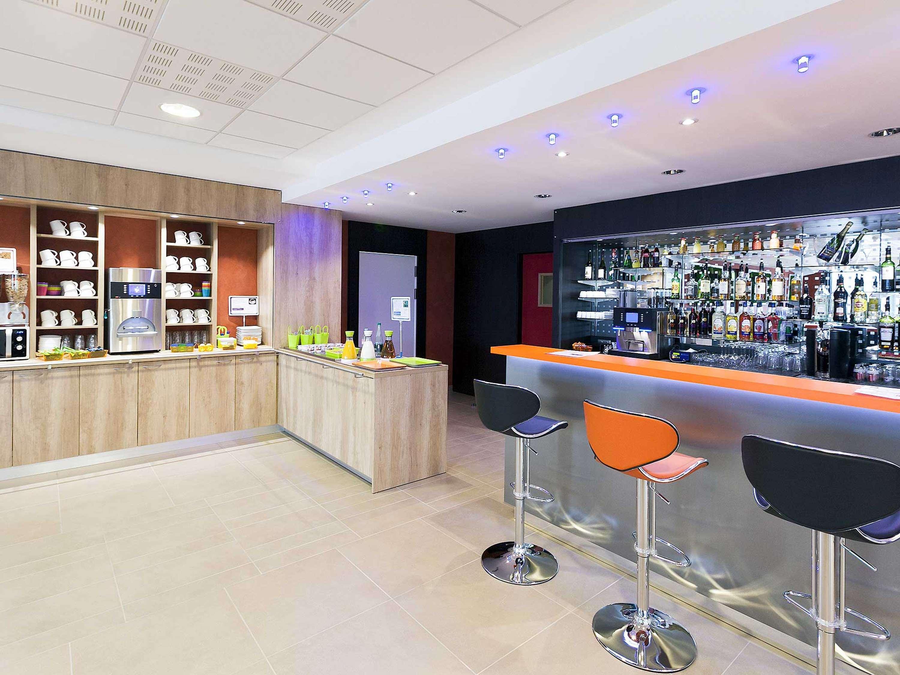 Varios Ibis Styles Flers