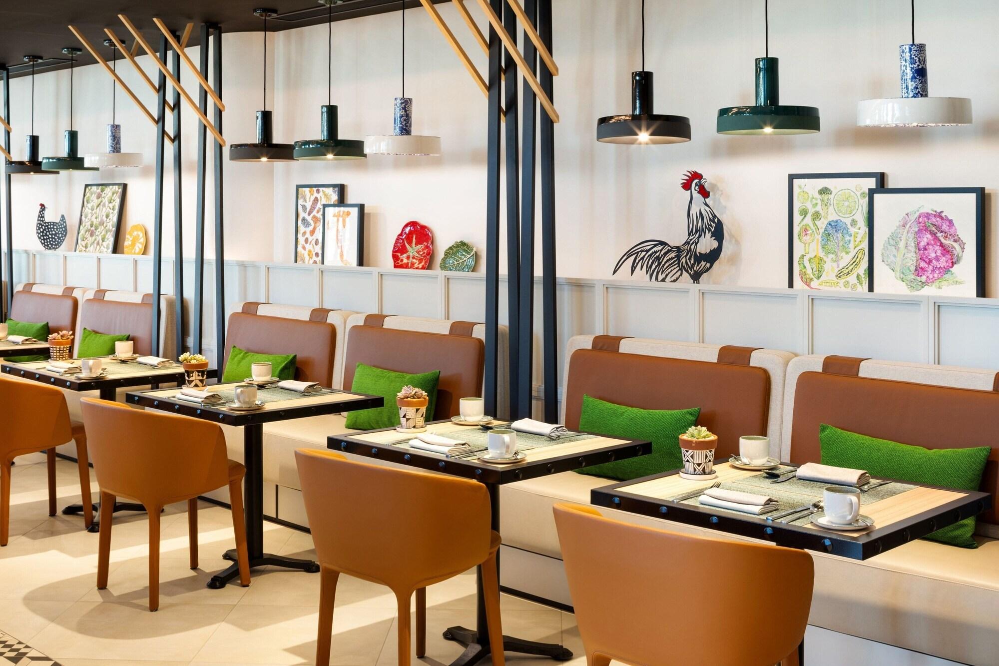 Restaurant Paragraph Freedom Square, A Luxury Collection Hotel, Tbilisi