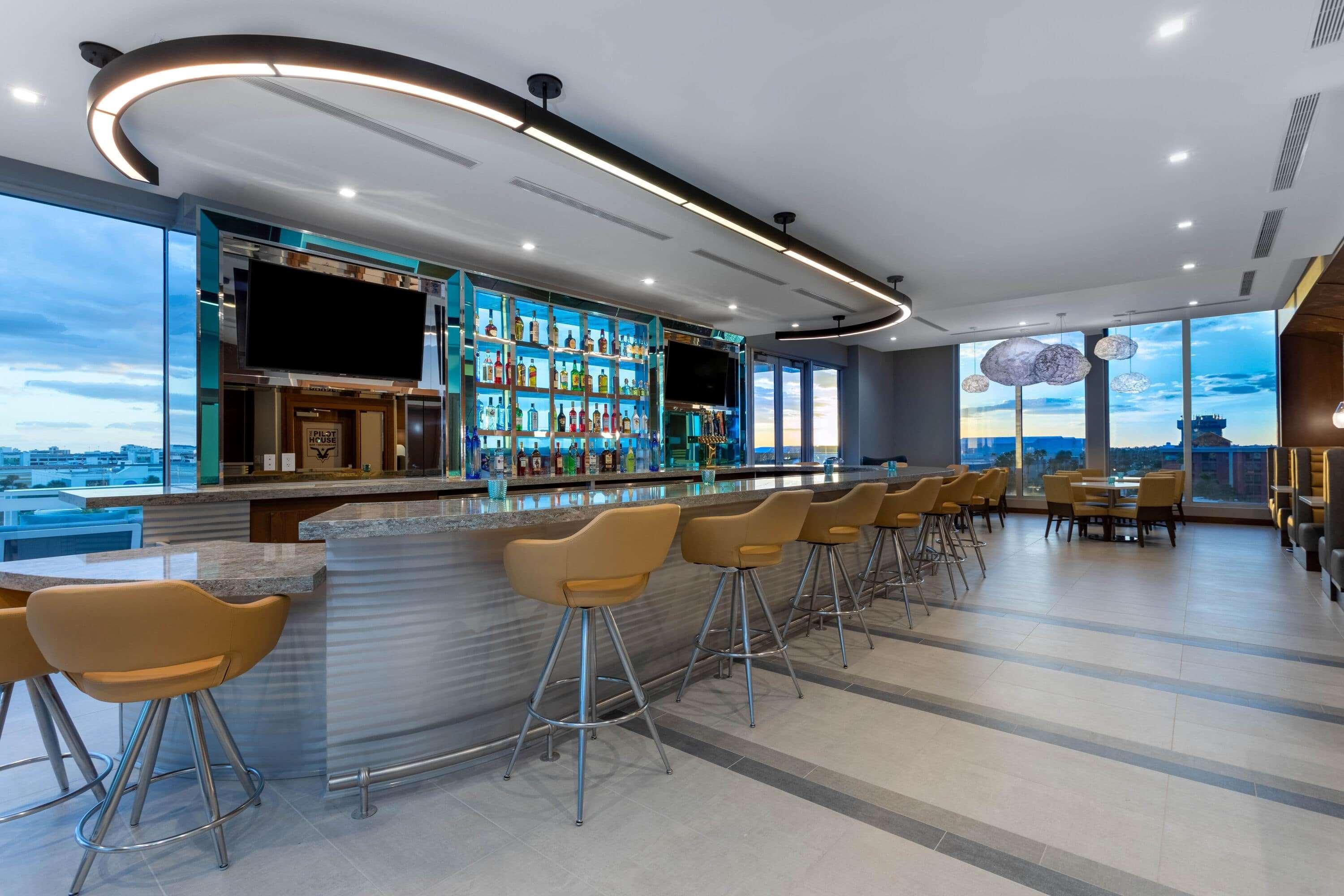 Restaurant Wyndham Garden Miami International Airport