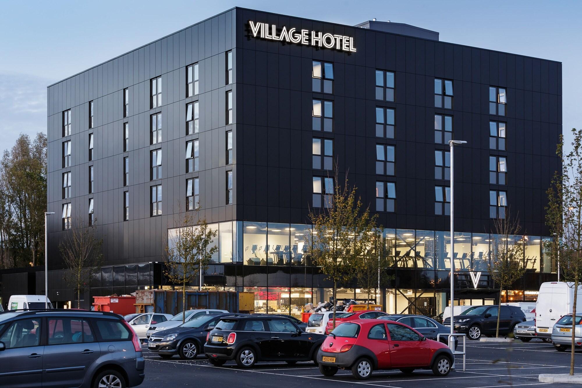 Vista Exterior Village Hotel Portsmouth