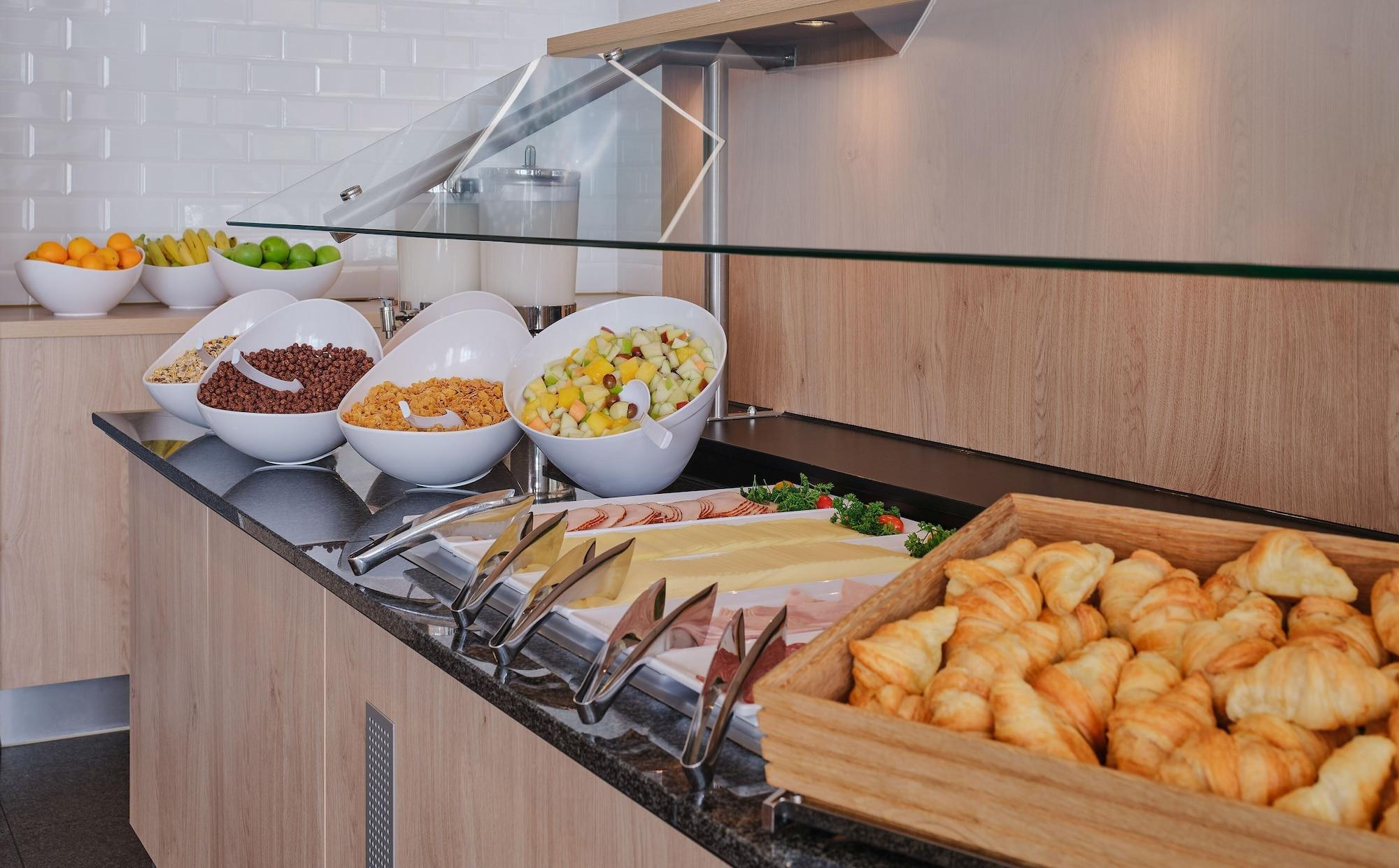 Restaurant Holiday Inn Express Frankfurt Messe by IHG