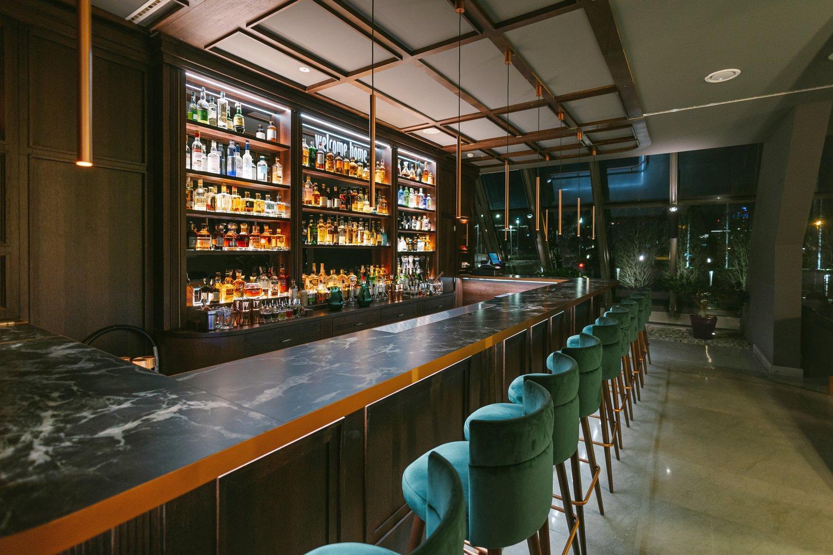 Bar/Salón Crowne Plaza Belgrade by IHG