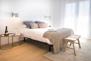 Alquiler Vacacional - Factory Center Building! Perfect for big groups!