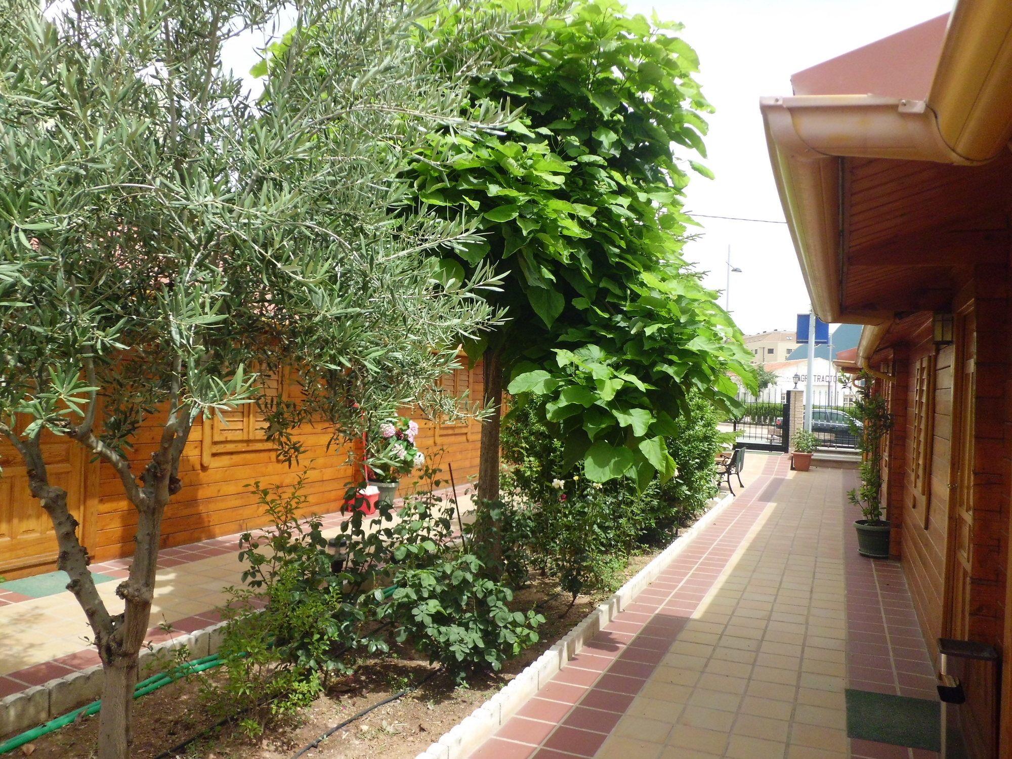 Vista Exterior Hostal Gran Avenida