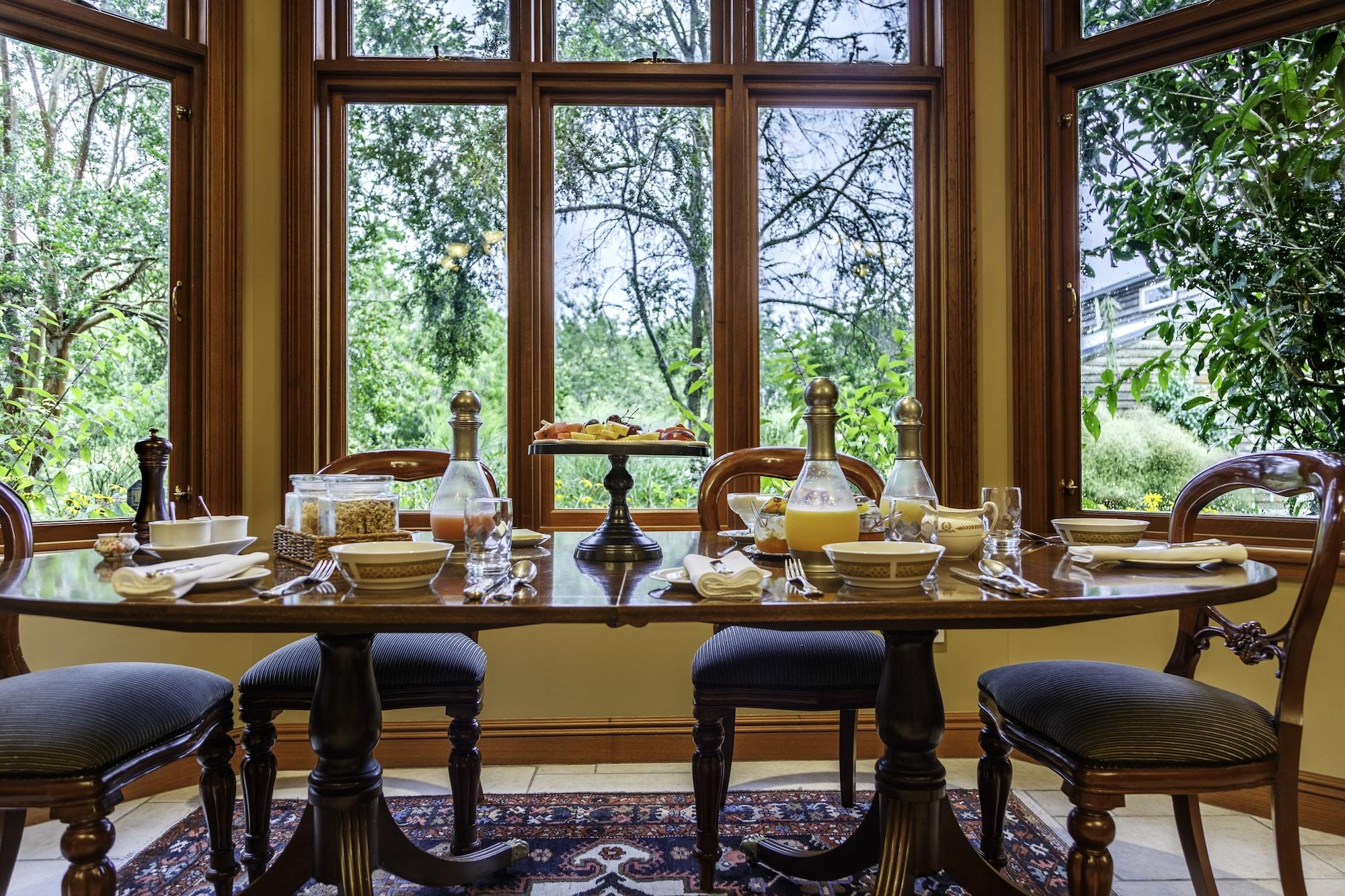Restaurant Lake Karapiro Lodge