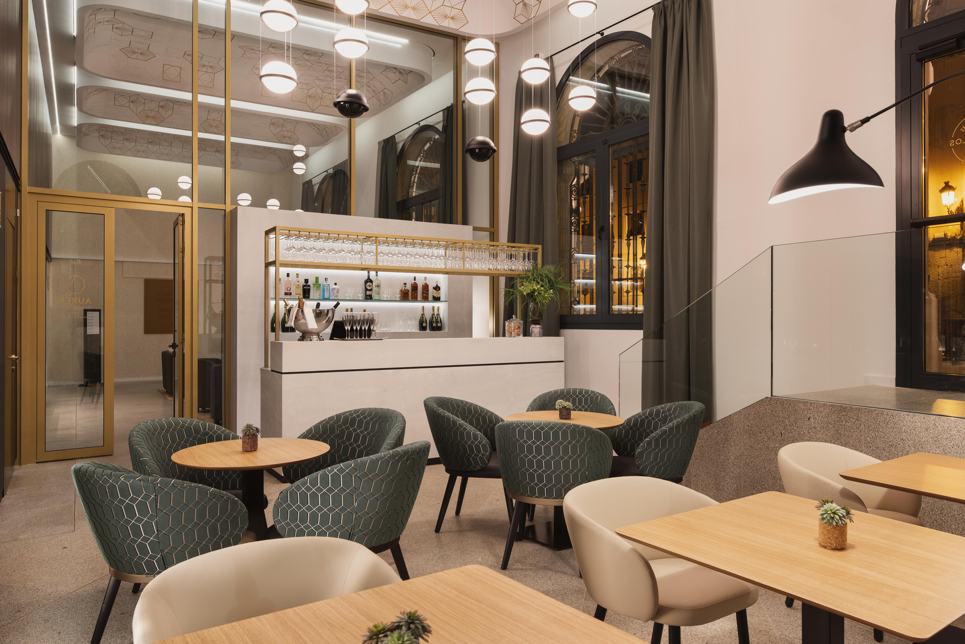 Bar/Salón Áurea Palacio de Correos by Eurostars Hotel Company