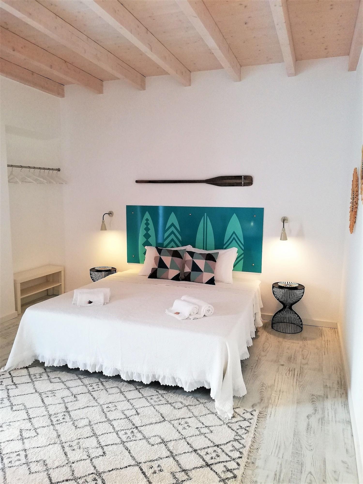 Vista Exterior Son of a Beach Hostel