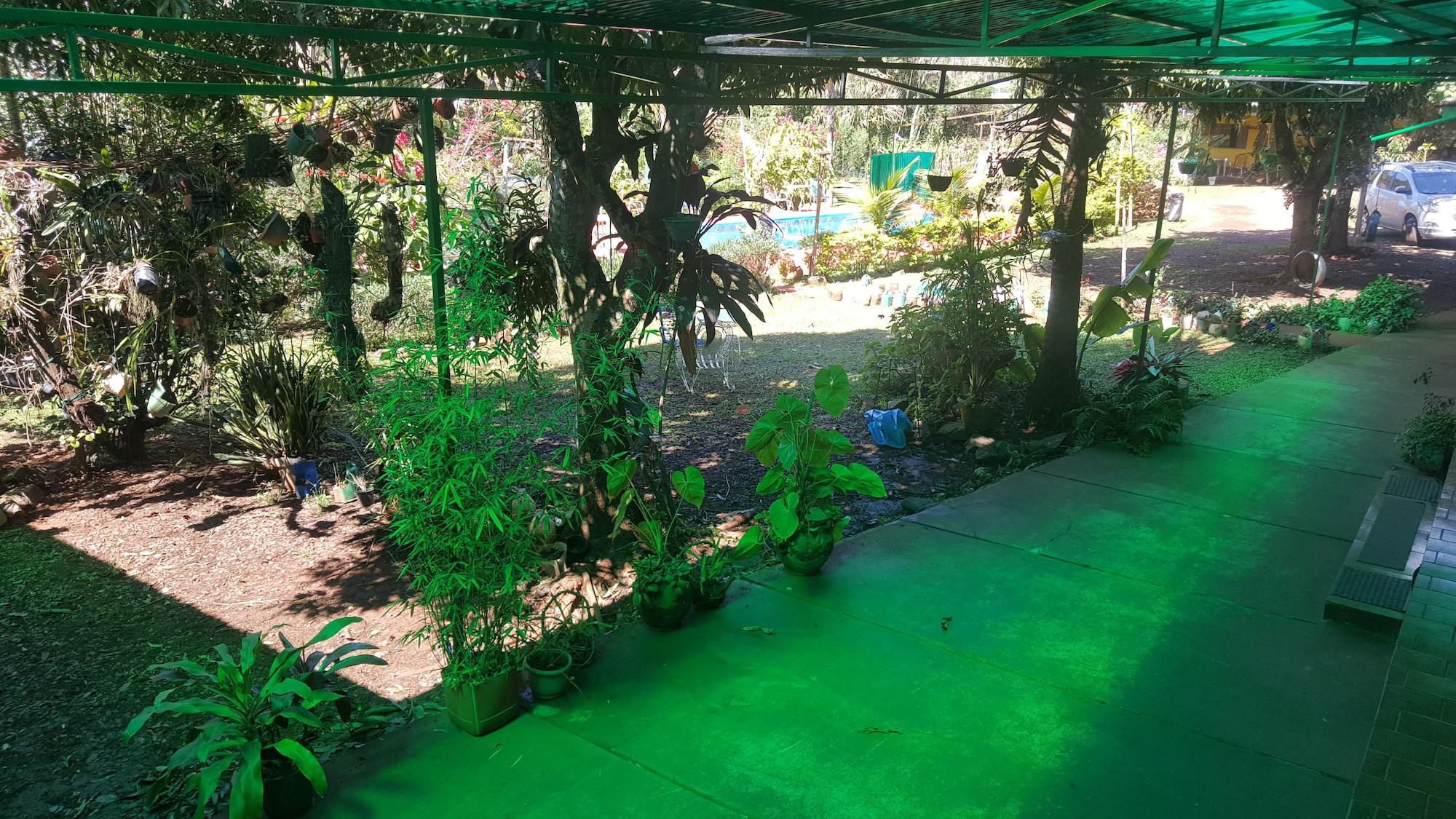 Vista Exterior Residencial Amigos