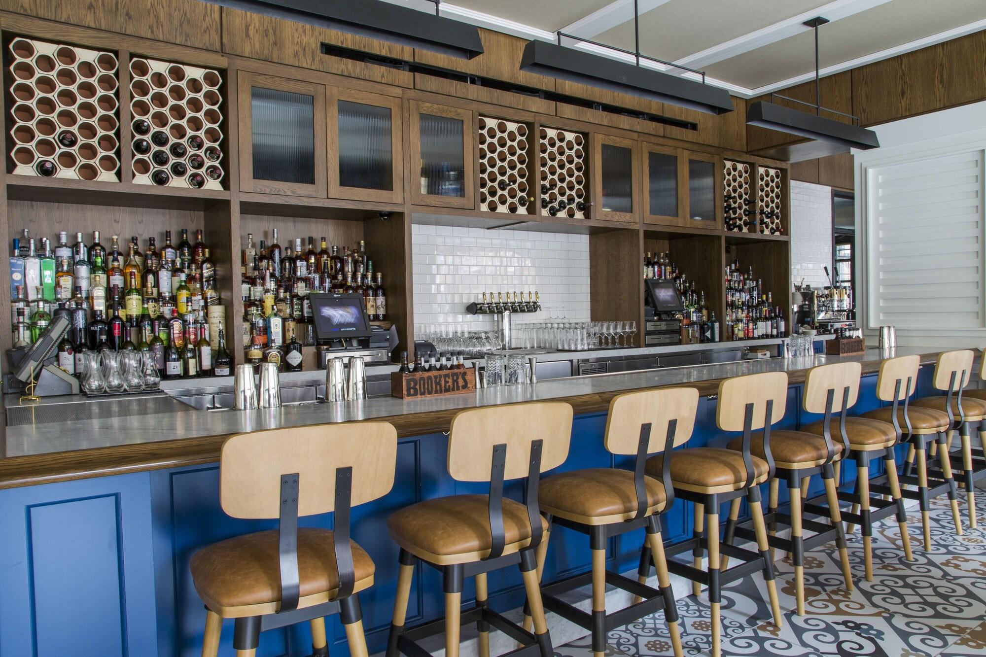 Bar/Salón Kimpton Journeyman Hotel by IHG
