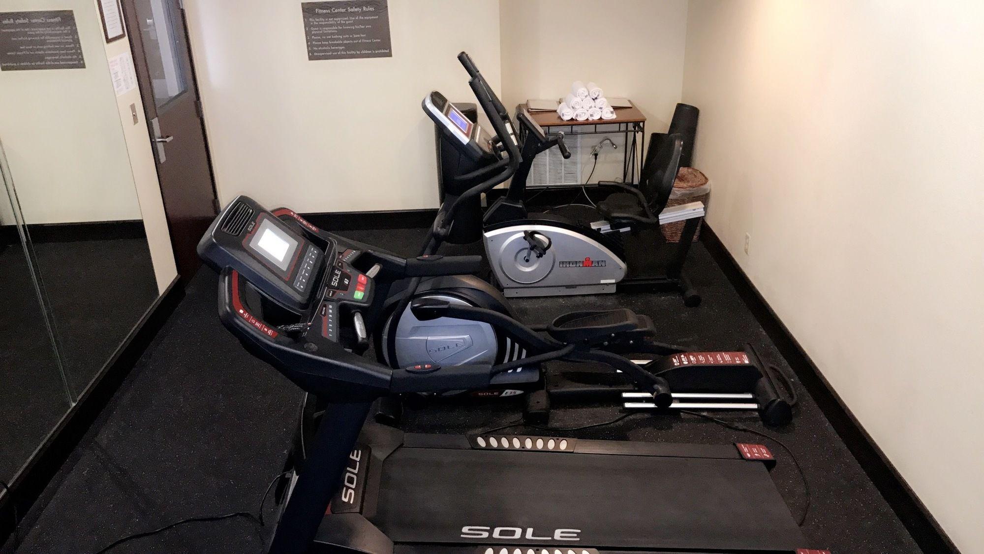 Gimnasio Comfort Inn & Suites Mansfield