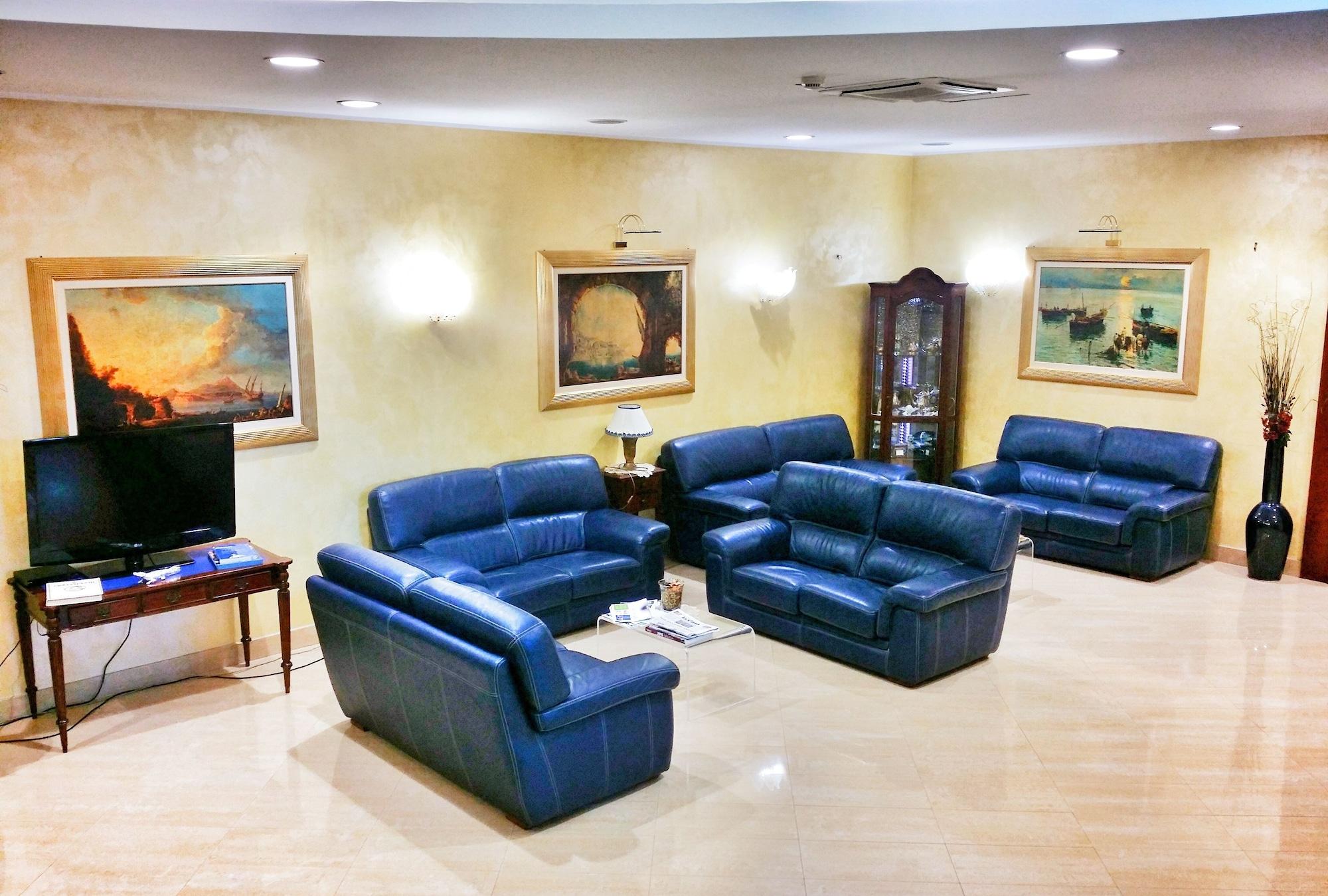 Vista Lobby Hotel San Luca