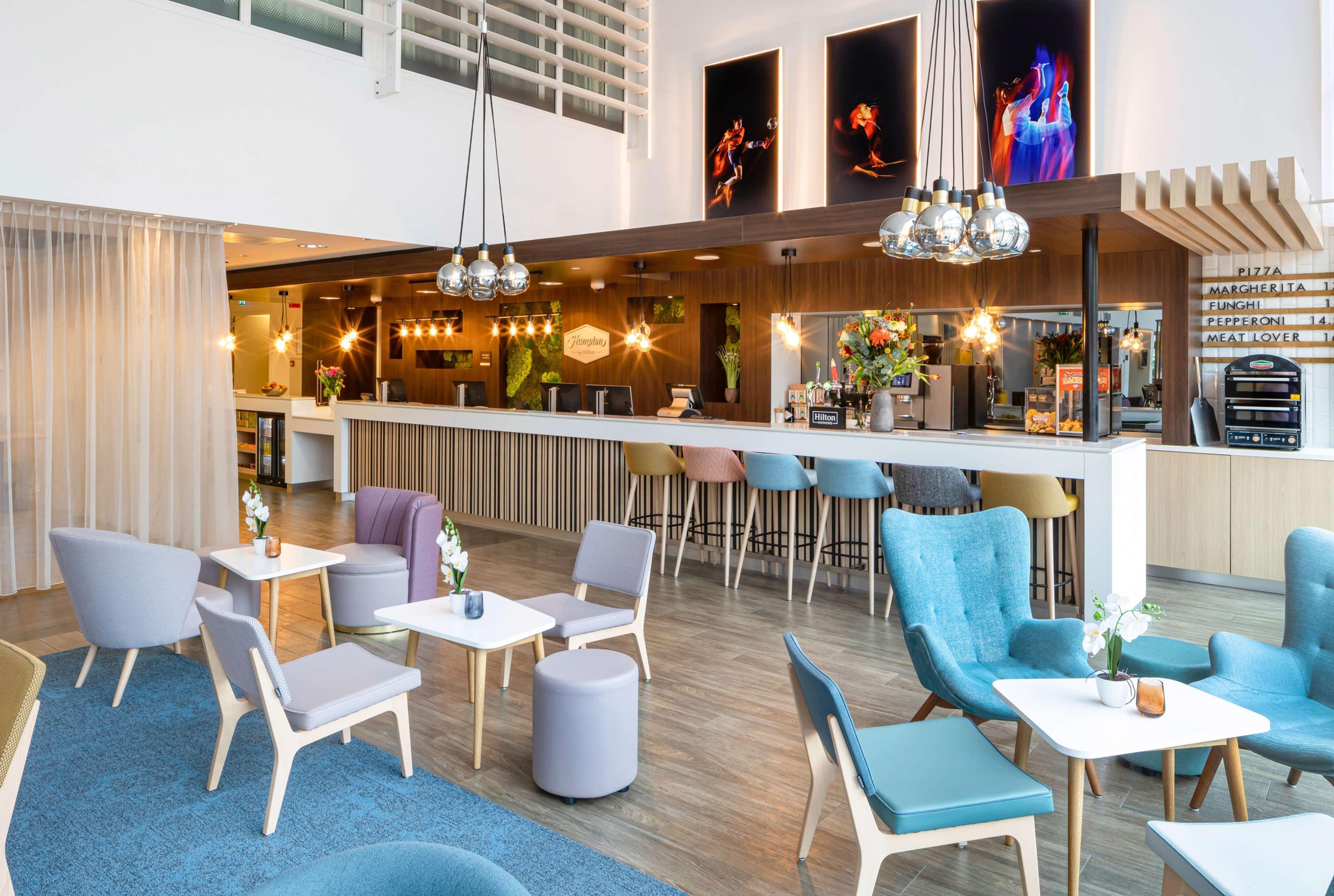 Bar/Salón Hampton by Hilton Amsterdam / Arena Boulevard