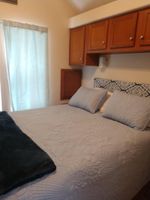 Alojamiento - SPACIOUS 1 BEDROOM LOFT GOLF CART IN DISNEY AREA 5 STAR RATED MILL CREEK RESORT