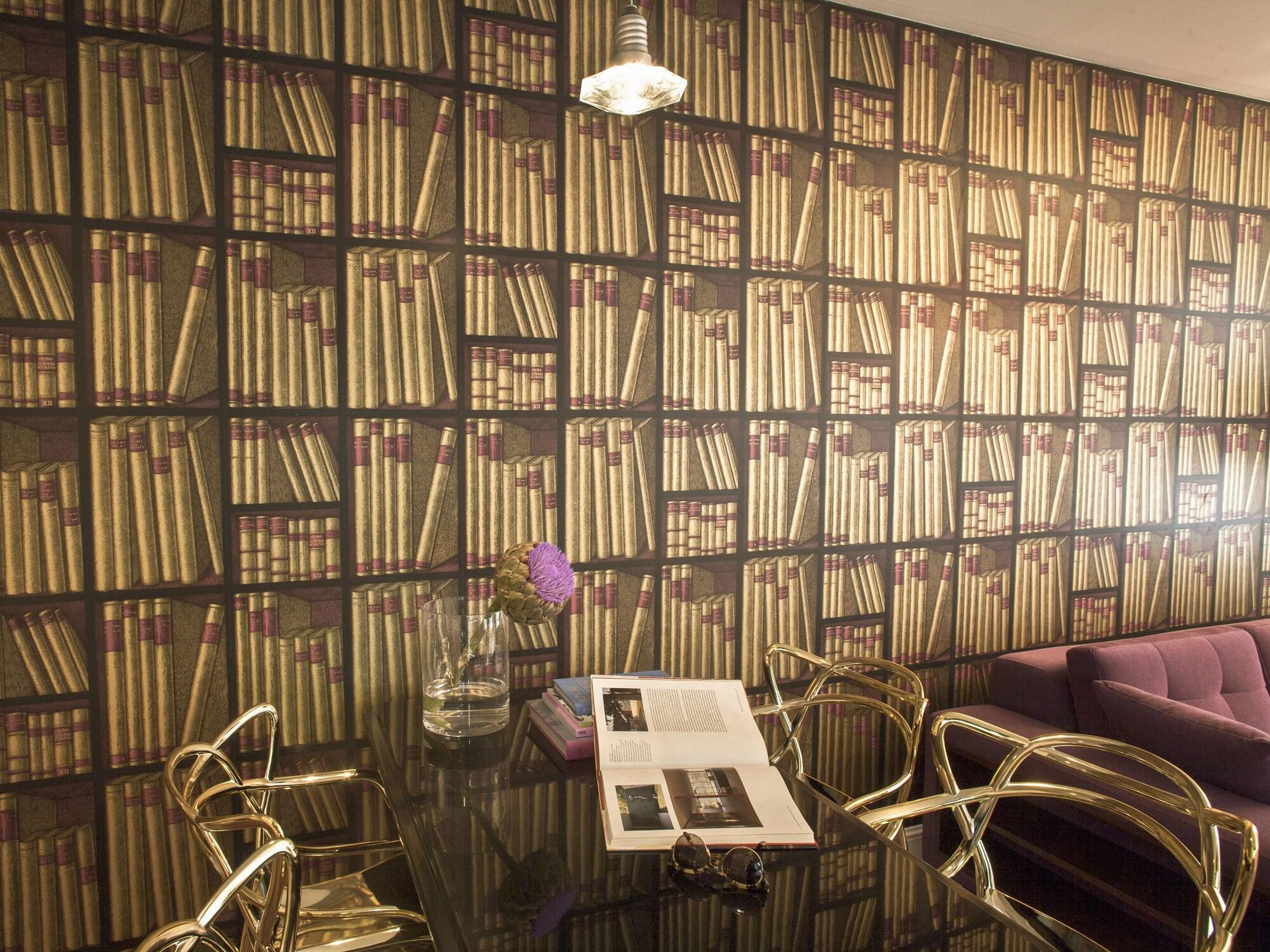 Varios Gold Apartments