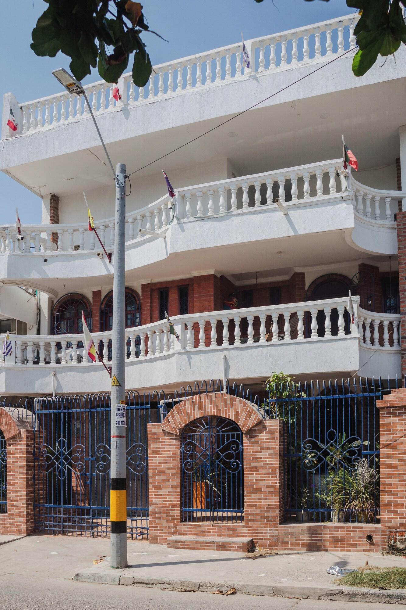 Varios Hostal tio poli