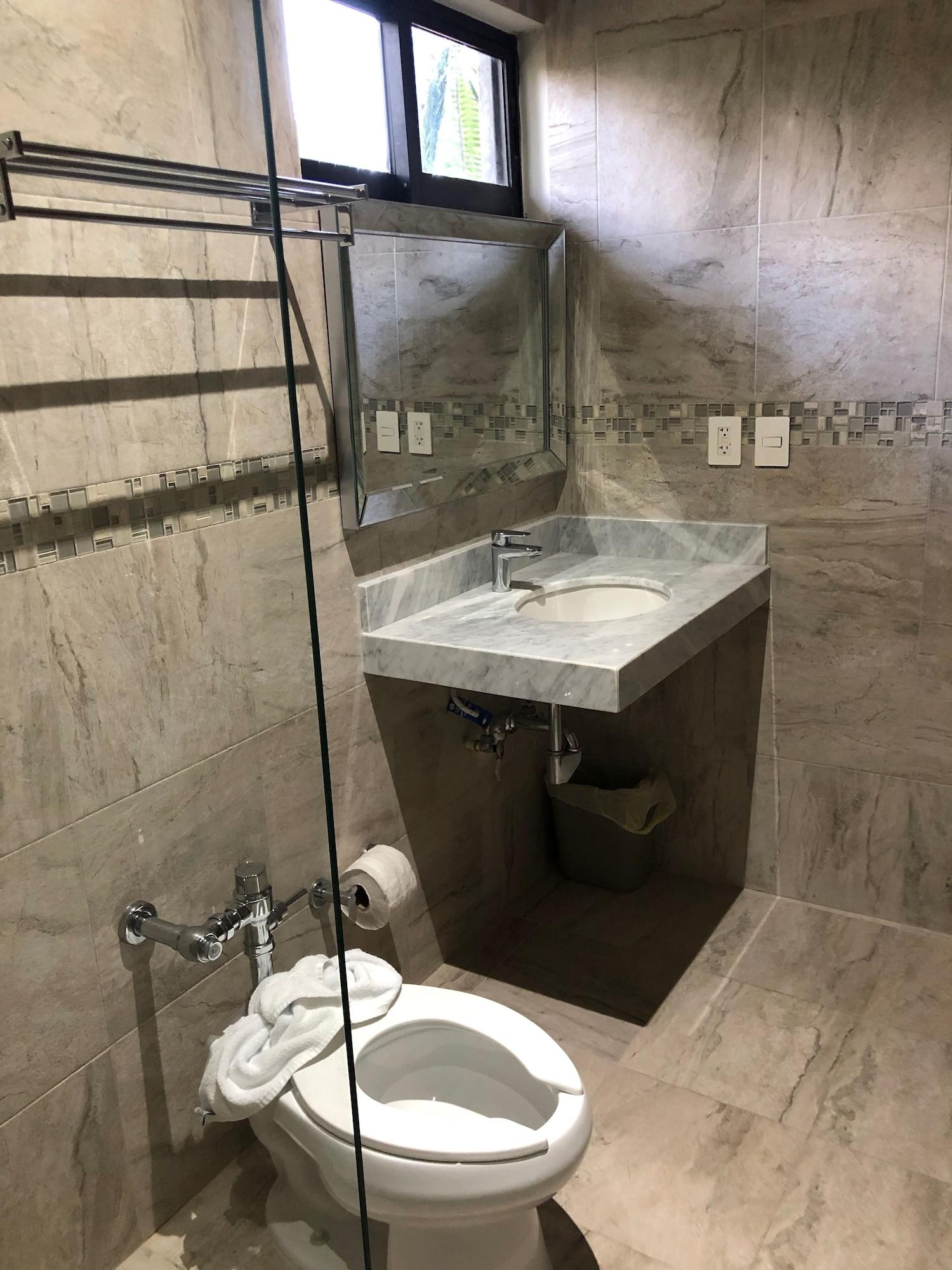 Equipamiento de Habitación Cuxos Hotel Beachfront
