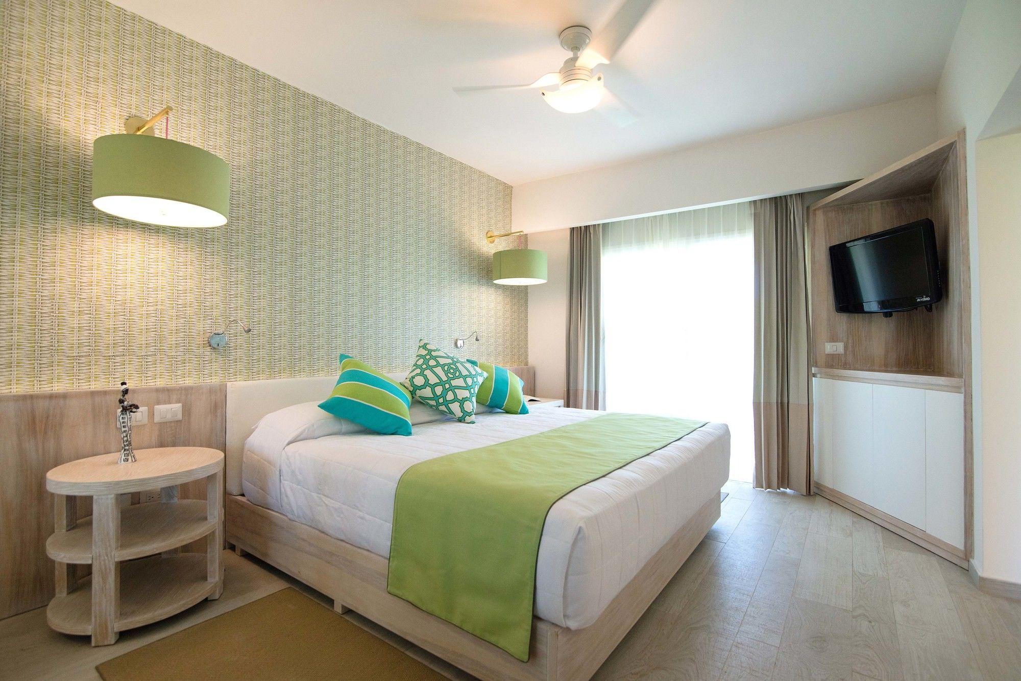 Guest room Hotel Grand Sirenis Punta Cana Resort & Aquagames – All Inclusive