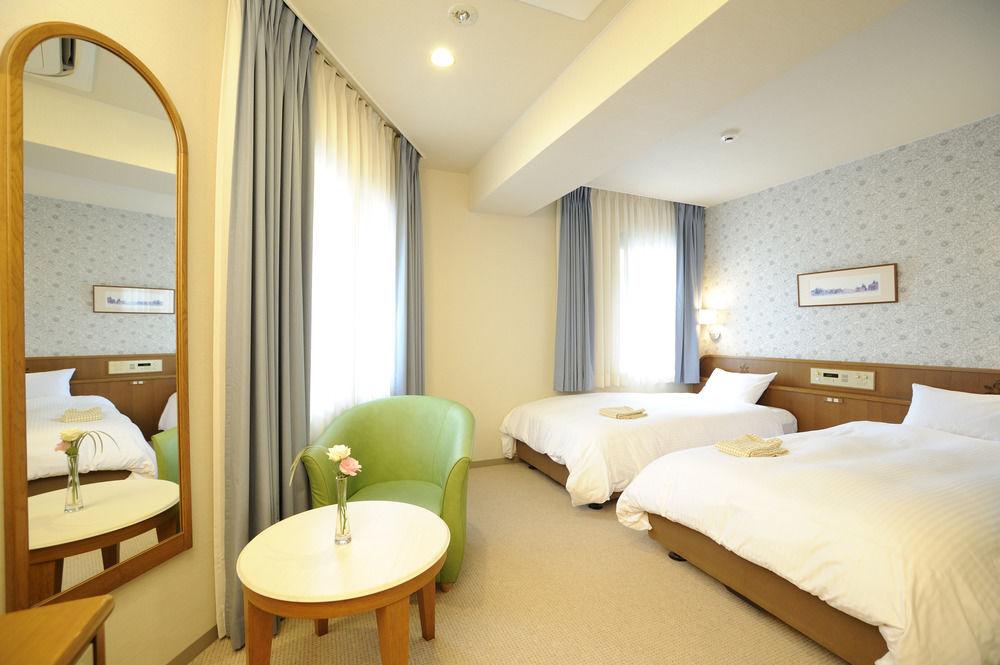 Varios Hotel Eclair Hakata