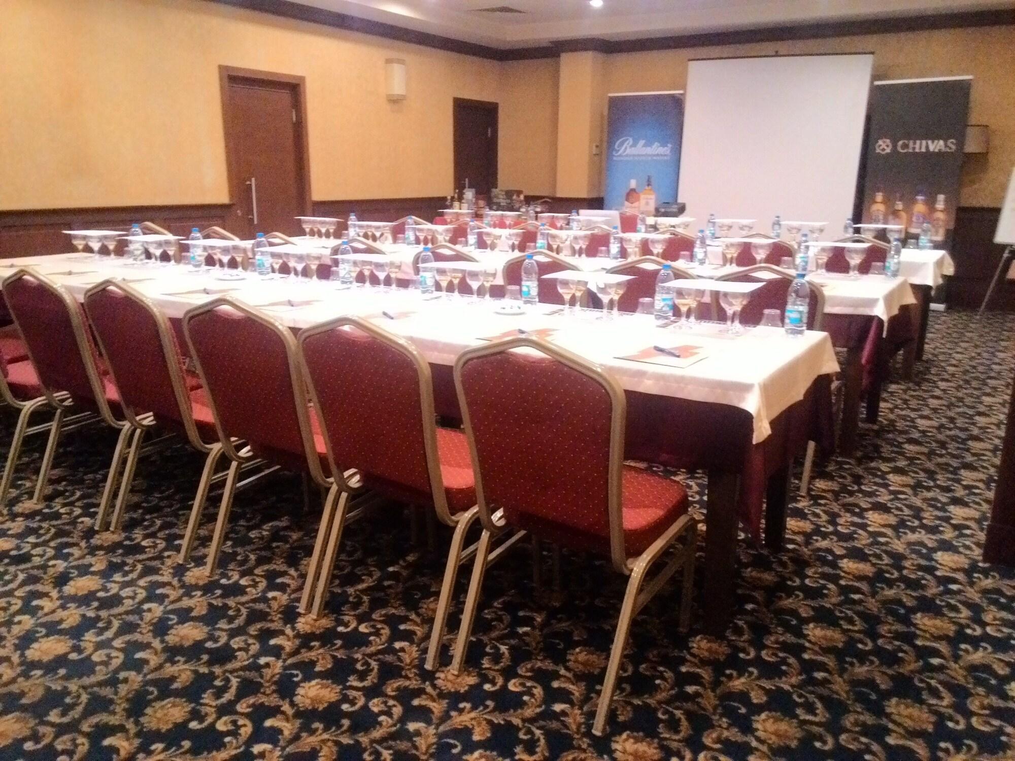 Sala de Reuniones Cetin Otel