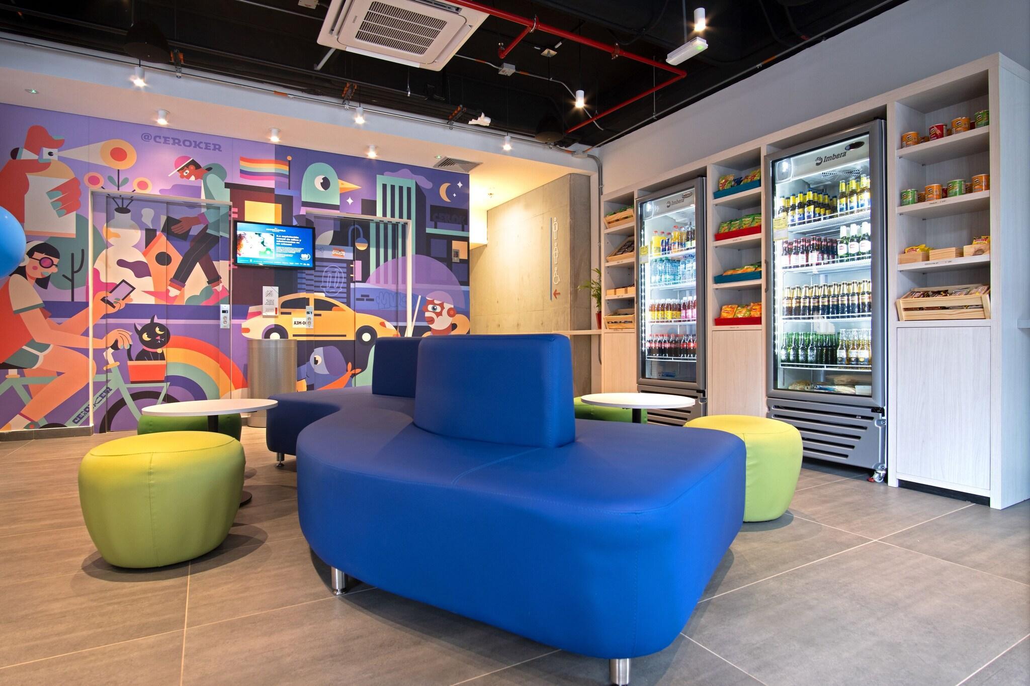 Vista Lobby ibis Budget Bogota Marly