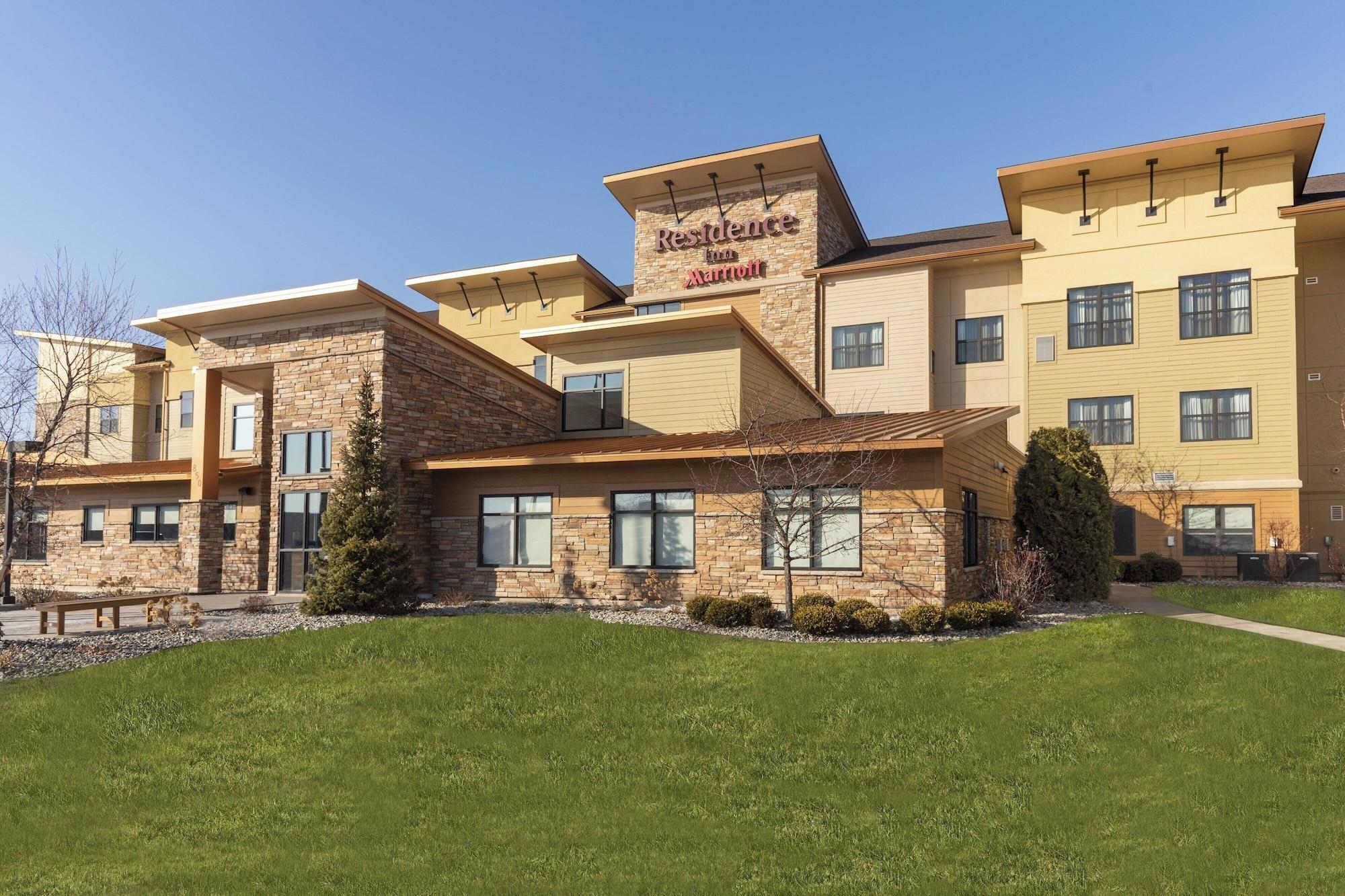 Vista Exterior Residence Inn Midland Marriott
