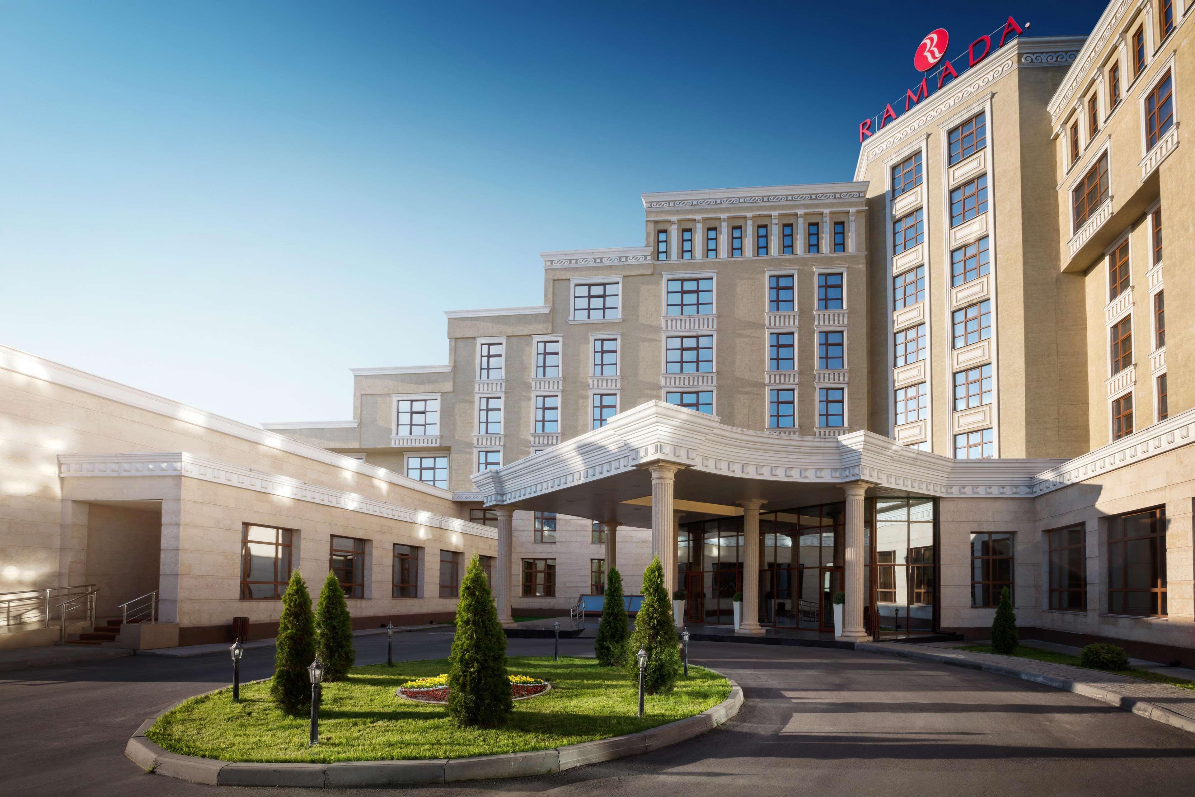 Vista Exterior Ramada by Wyndham Almaty