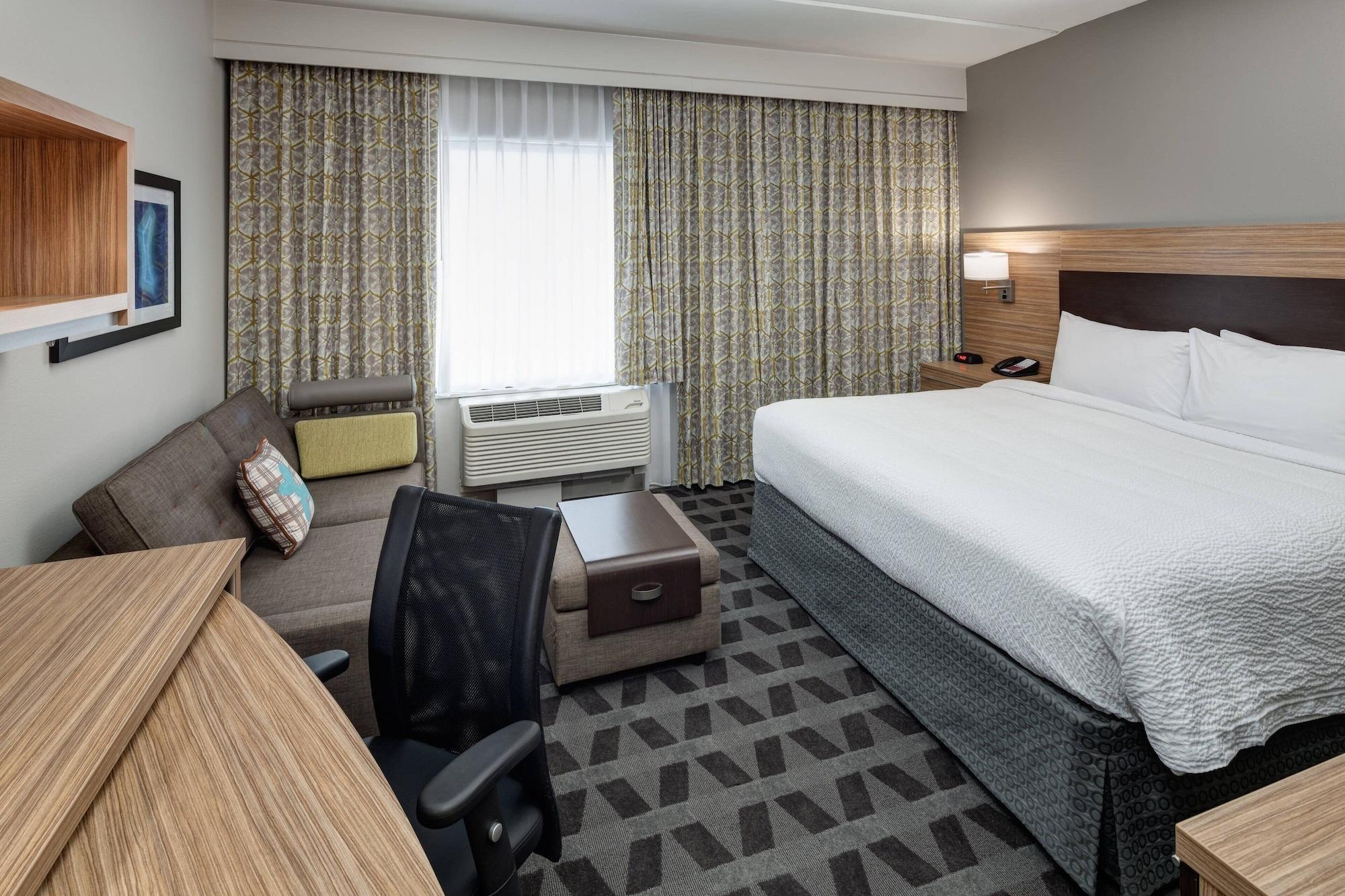 Habitación TownePlace Suites by Marriott Orlando at SeaWorld