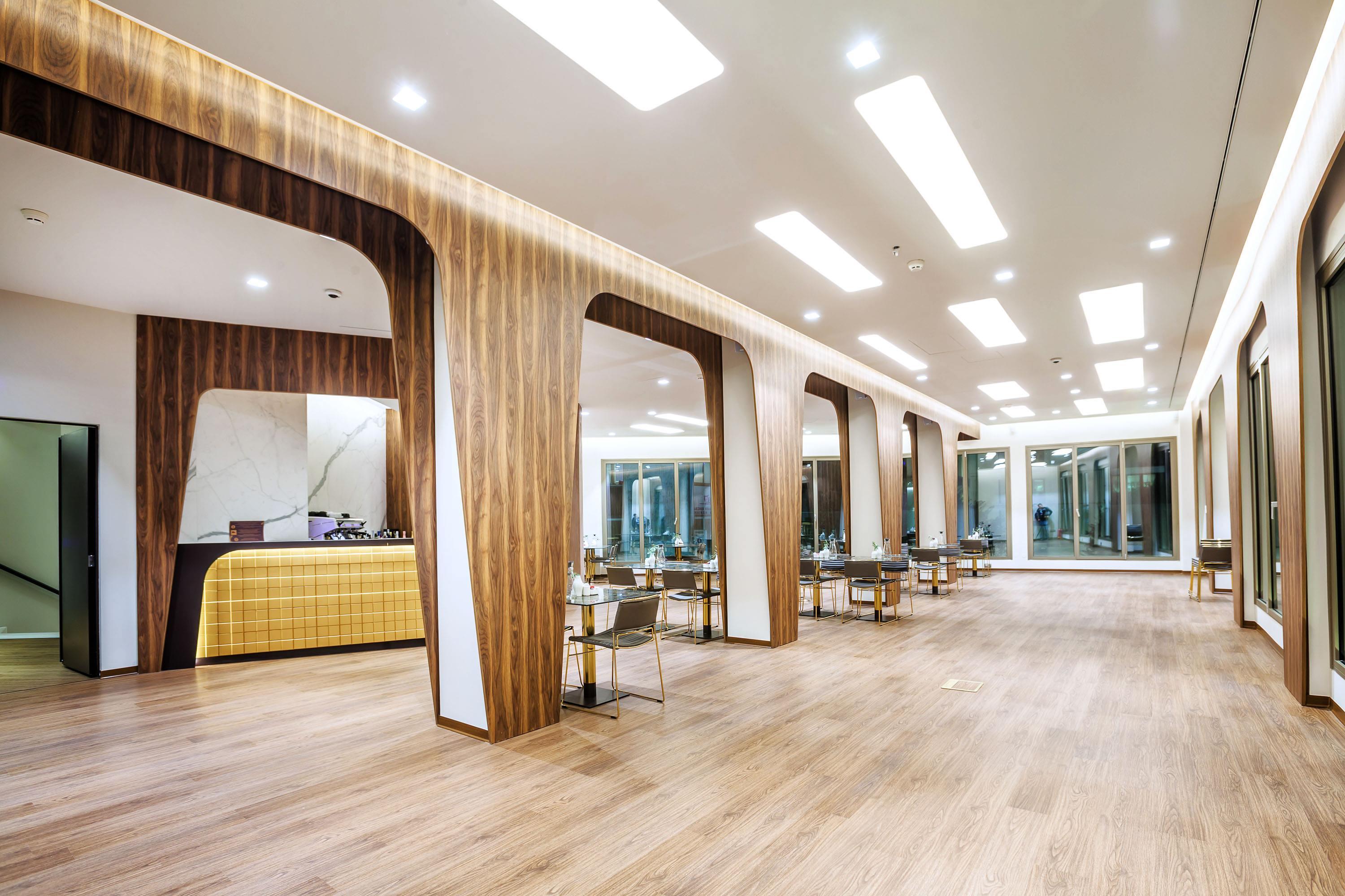 Restaurant Imperial Plus Urban Smart Hotel Thessaloniki