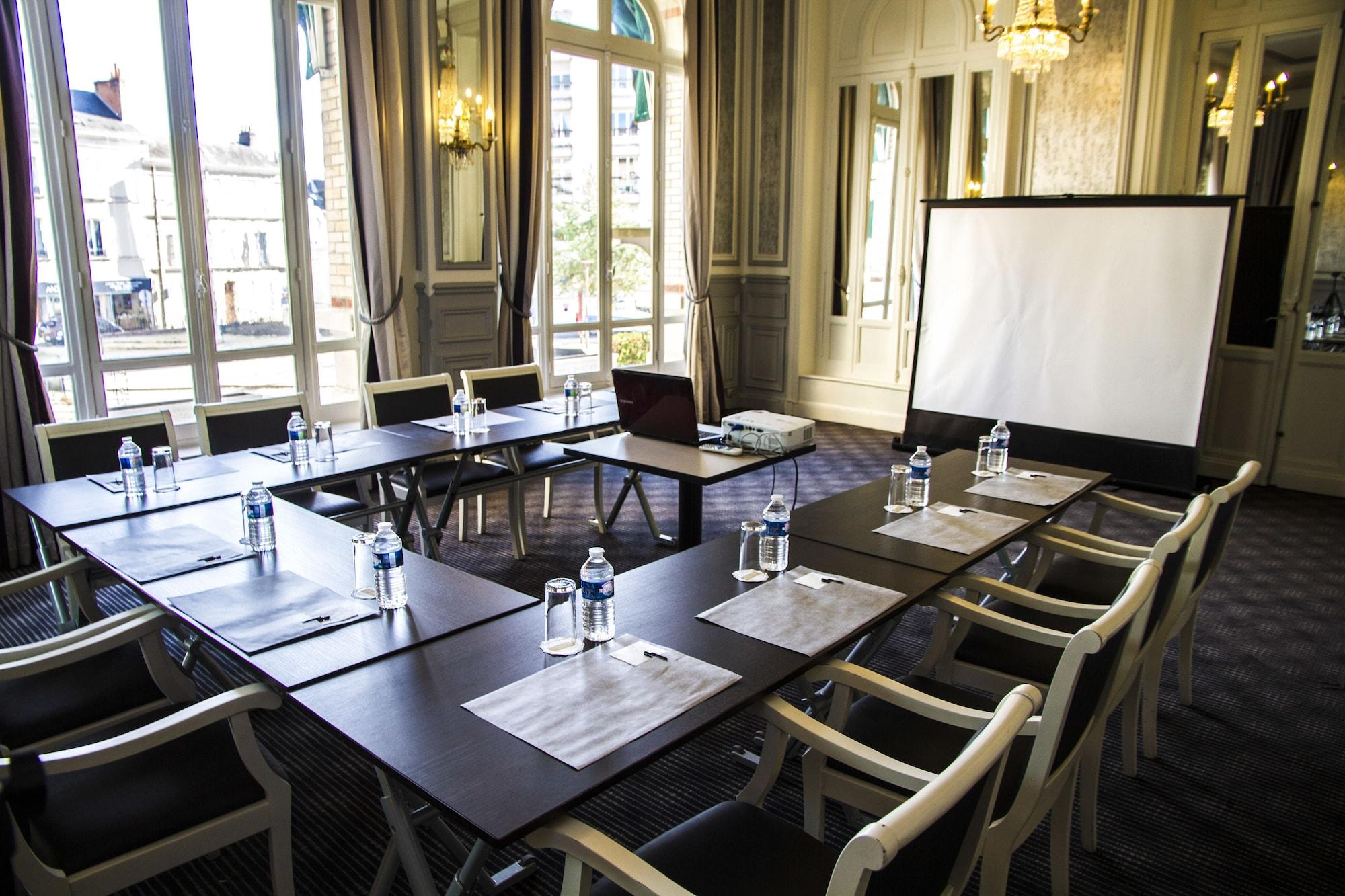 Sala de Reuniones Hôtel Concordia Le Mans Centre gare