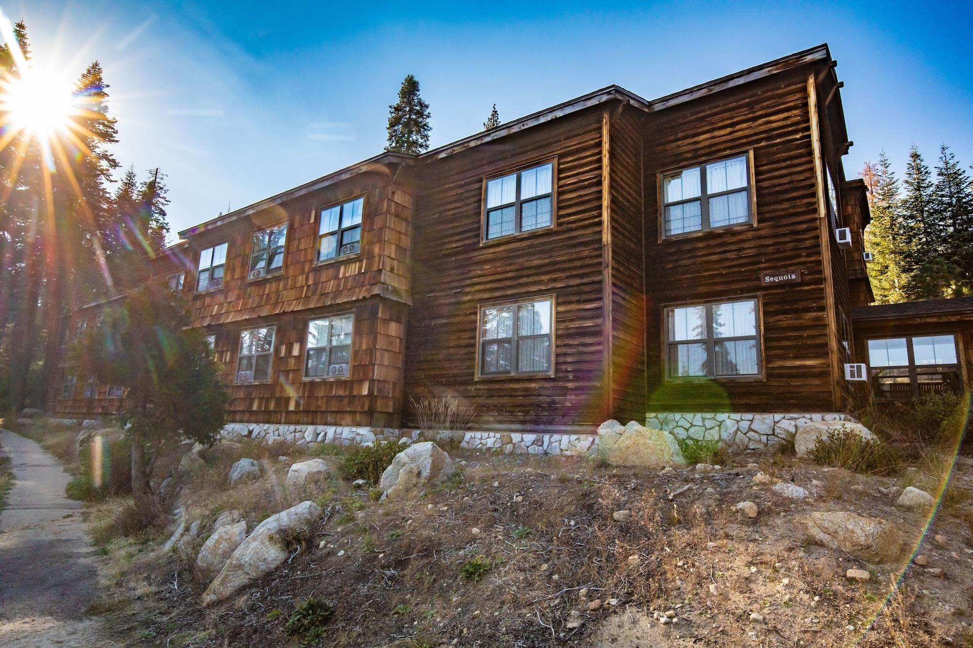Vista Exterior Wuksachi Lodge