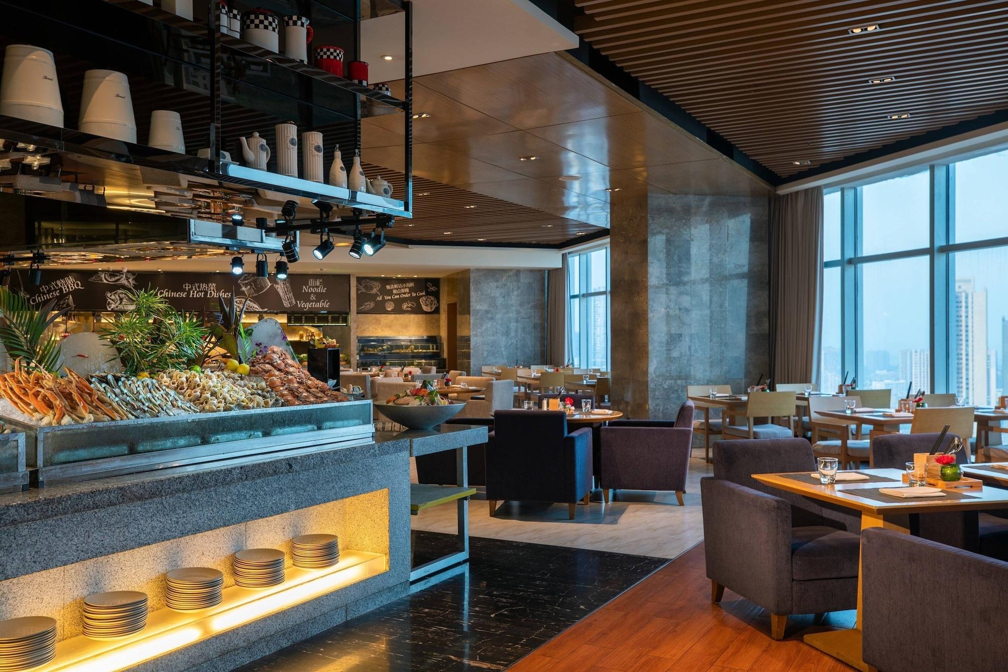 Restaurant Renaissance Huizhou Hotel