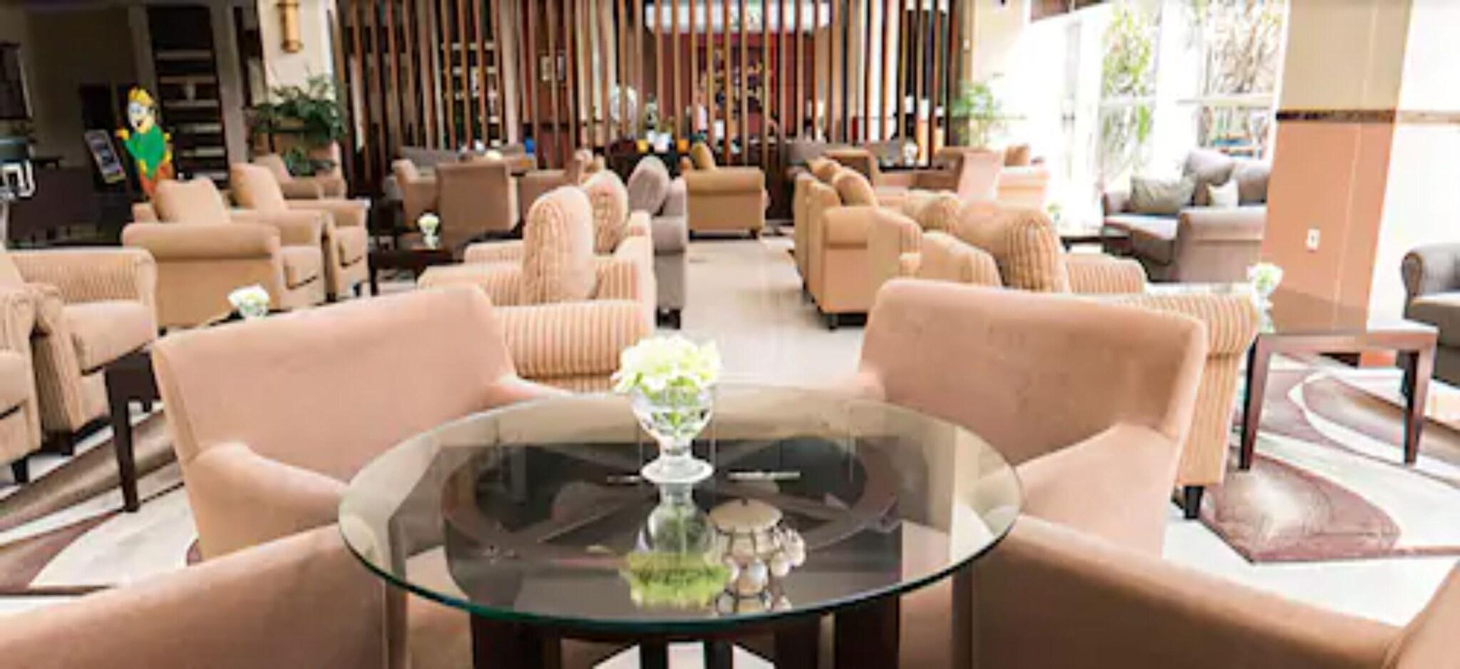 Vista Lobby Grage Hotel Cirebon