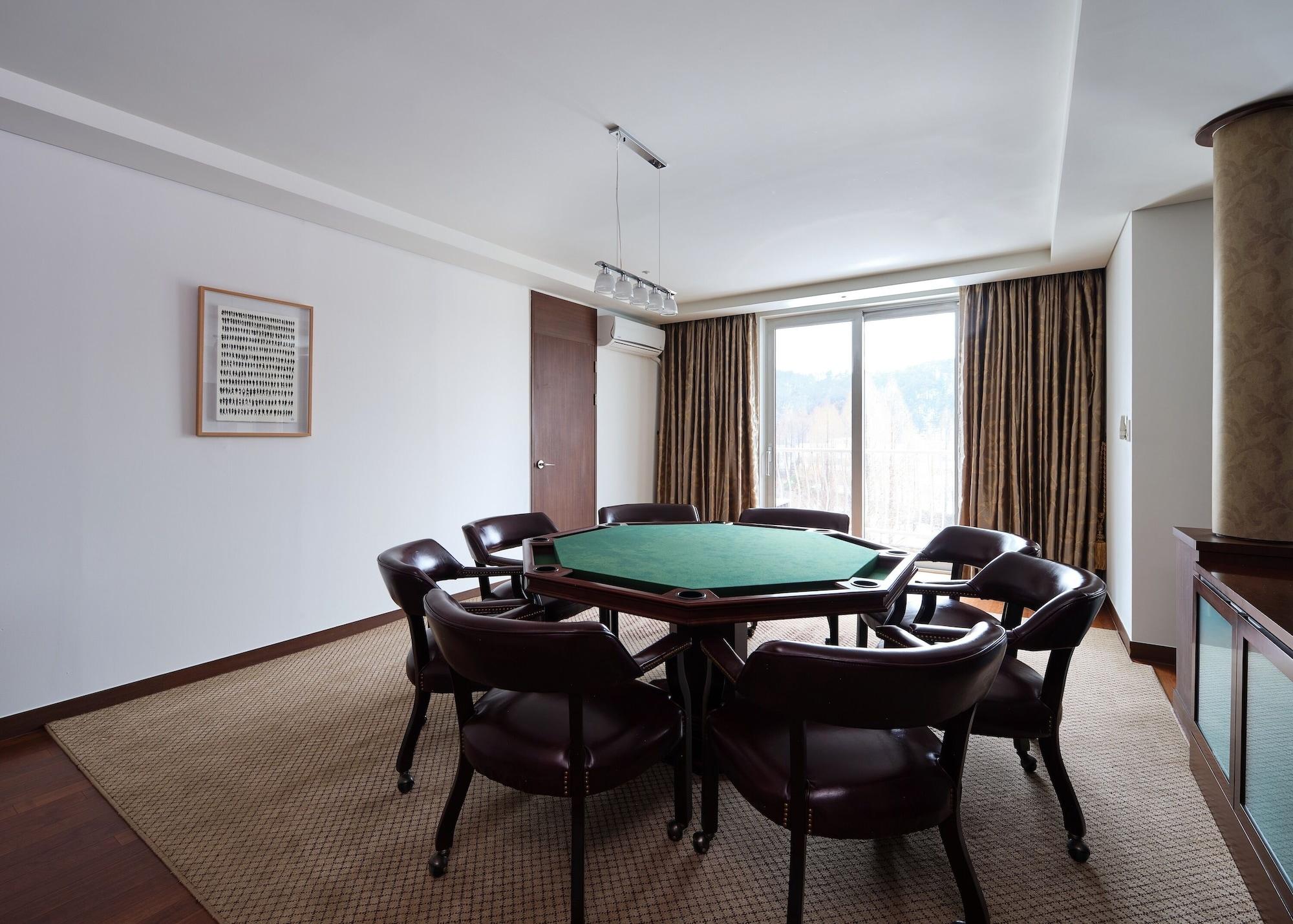 Habitación Adonis Hotel