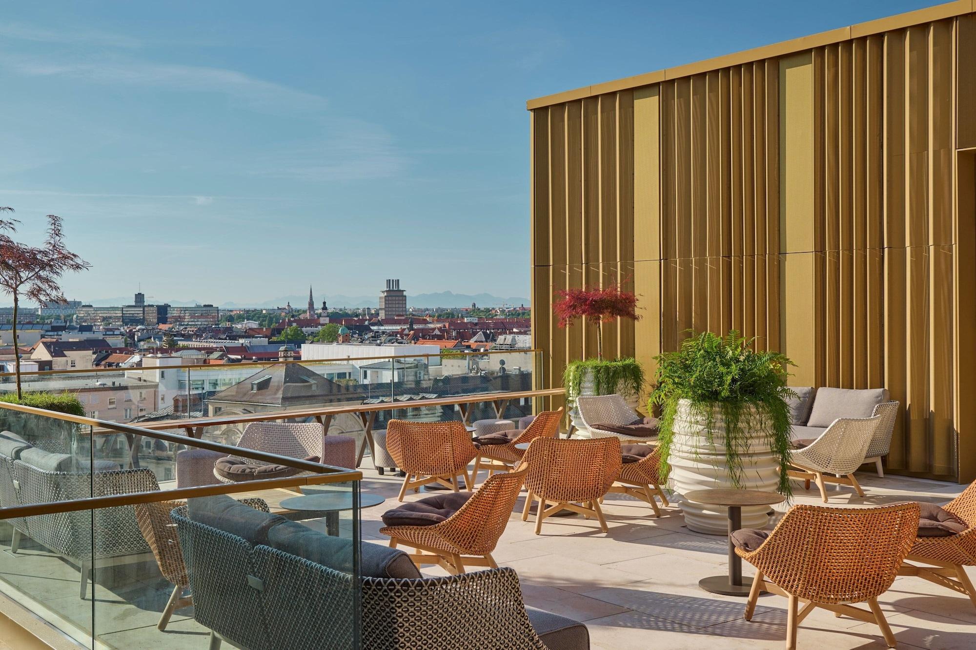 Restaurant Koenigshof, A Luxury Collection Hotel, Munich