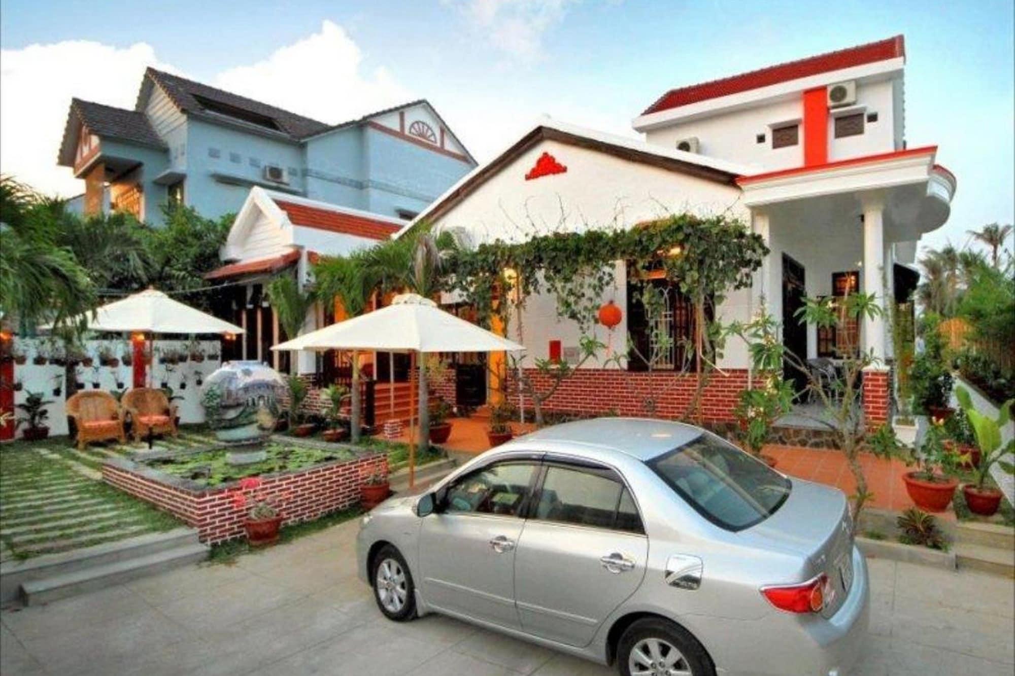 Instalaciones Recreativas Red House Homestay