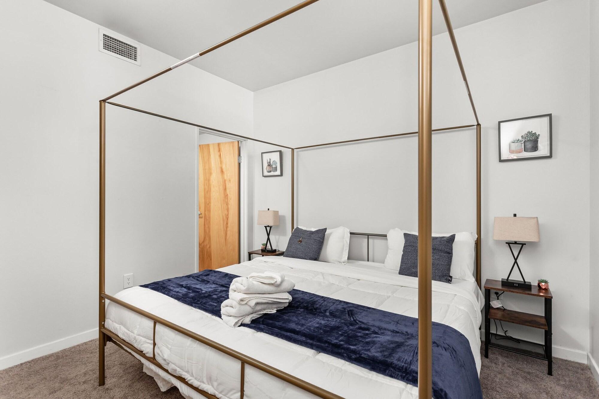 Habitación 2BR/2BA In The Block Apartment by CozySuites