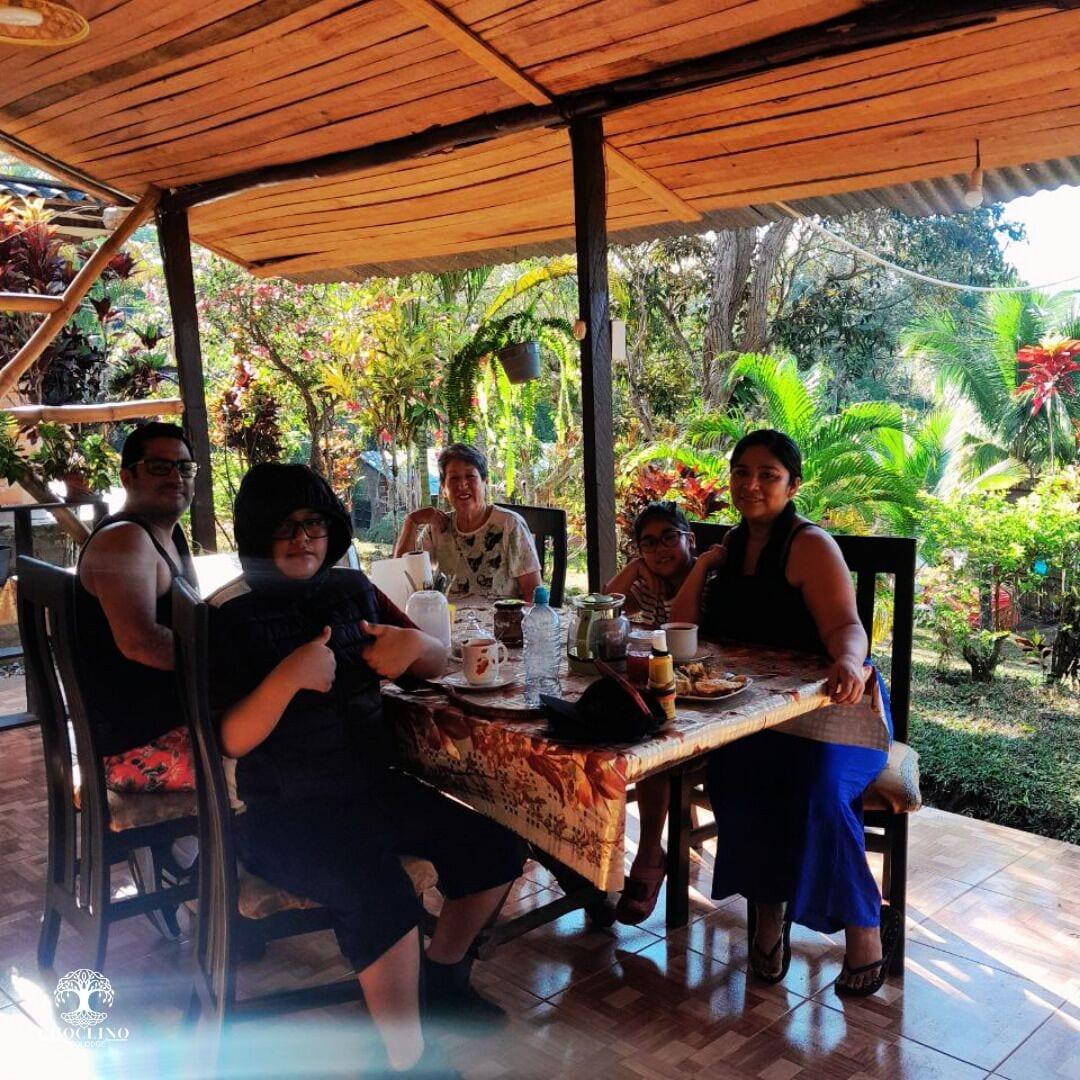 Restaurant CHOCLINO ECOLODGE BUNGALOWS