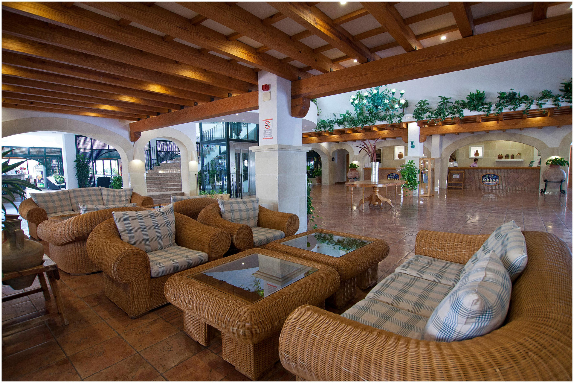 Vista Lobby Royal Son Bou Family Club