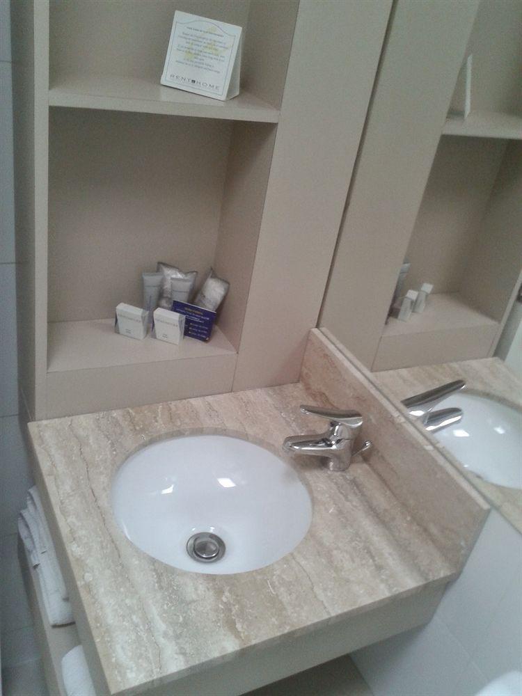 Set de Habitación Rent A Home Parque Bustamante