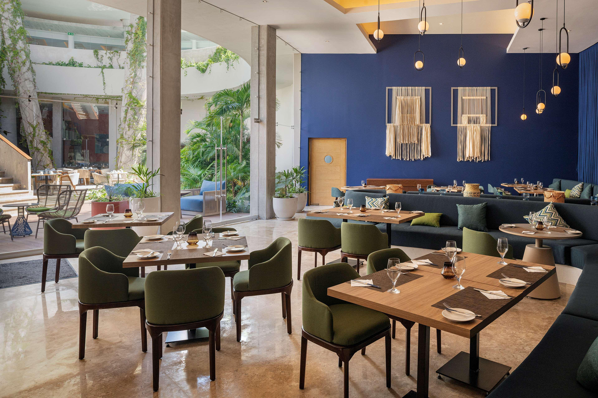 Restaurant Hilton Garden Inn Cancun Airport