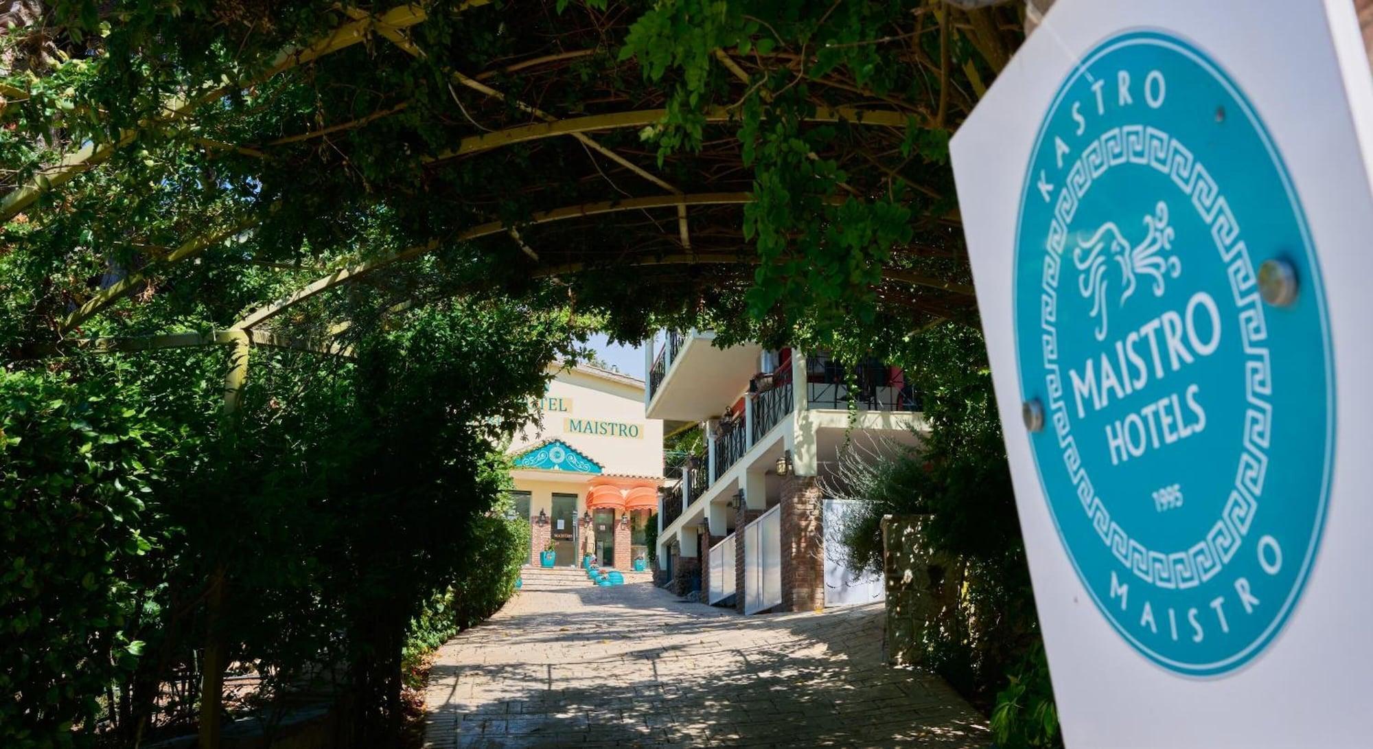 Vista Exterior Kastro Maistro