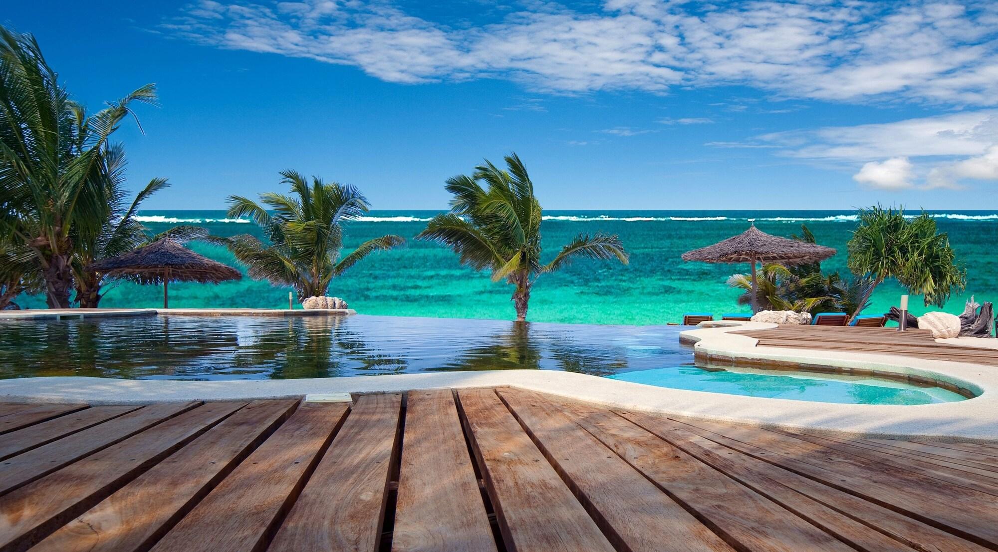 Vista Piscina Waterlovers Beach Resort